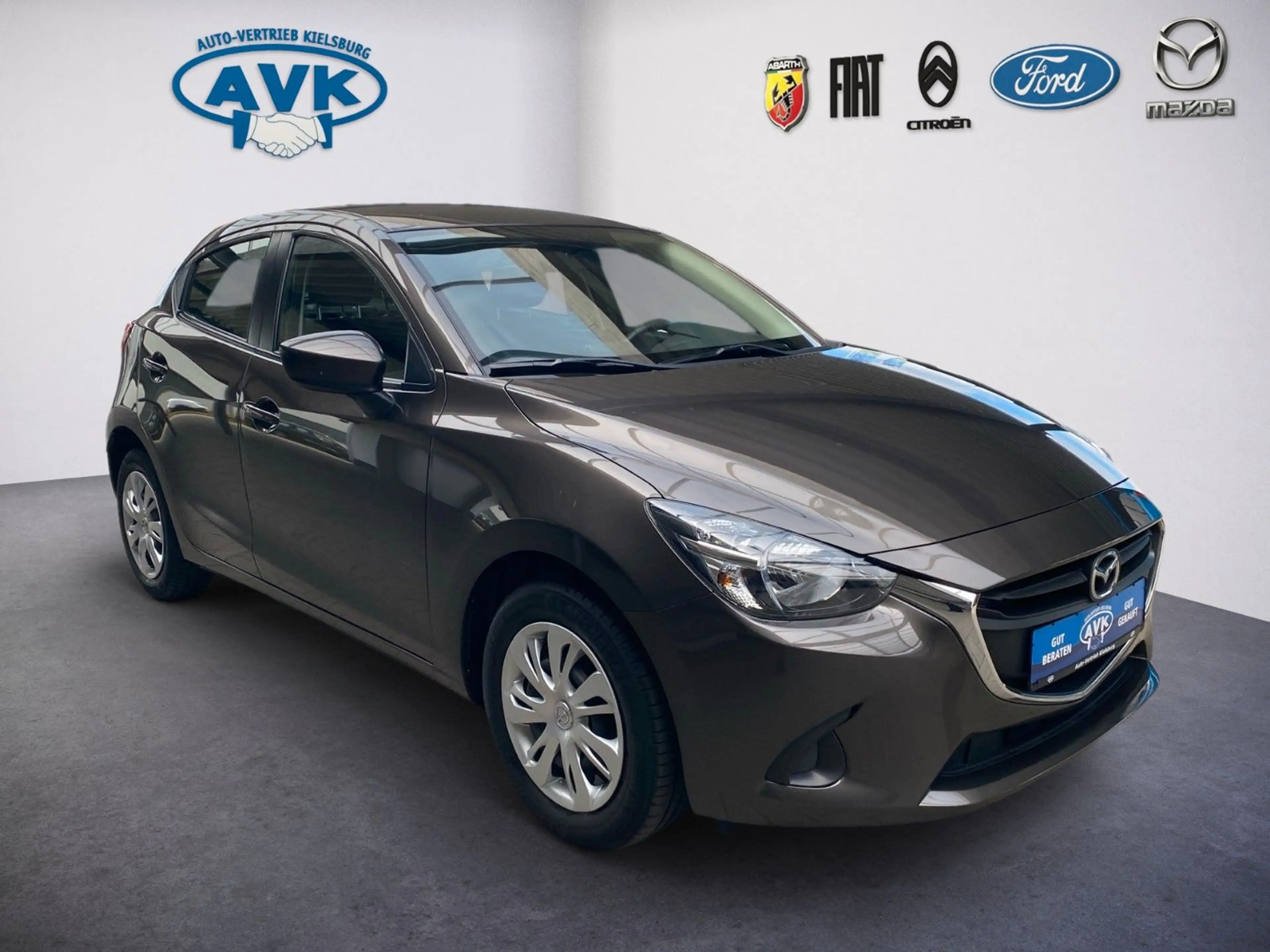 Mazda 2 1.5 SKYACTIV G 75 Center-Line