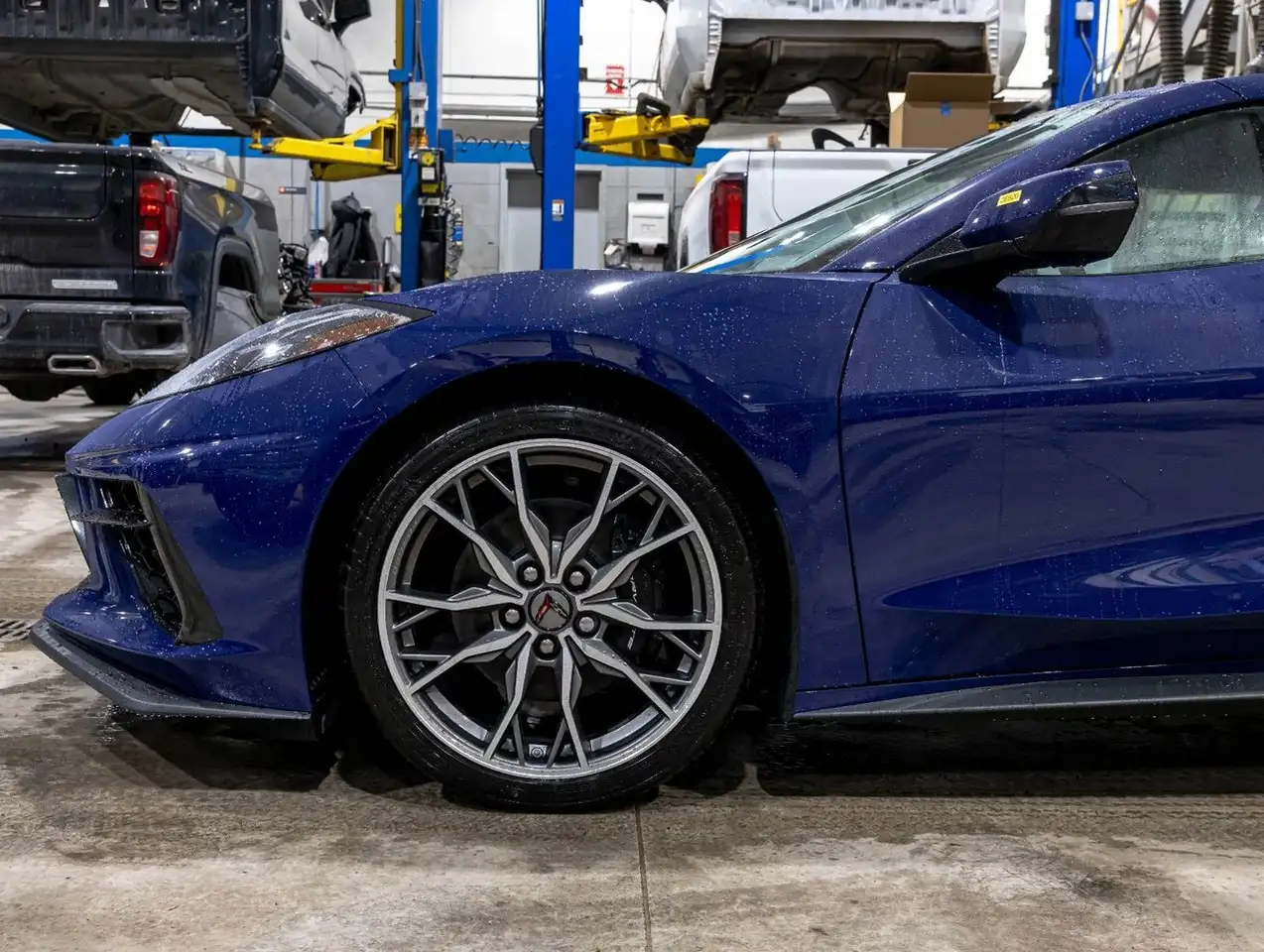 Chevrolet Corvette снимка Chevrolet Corvette