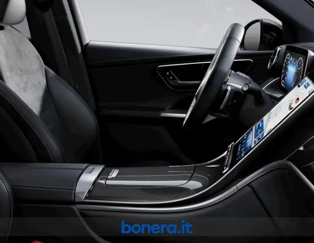 Mercedes-Benz GLC view 7