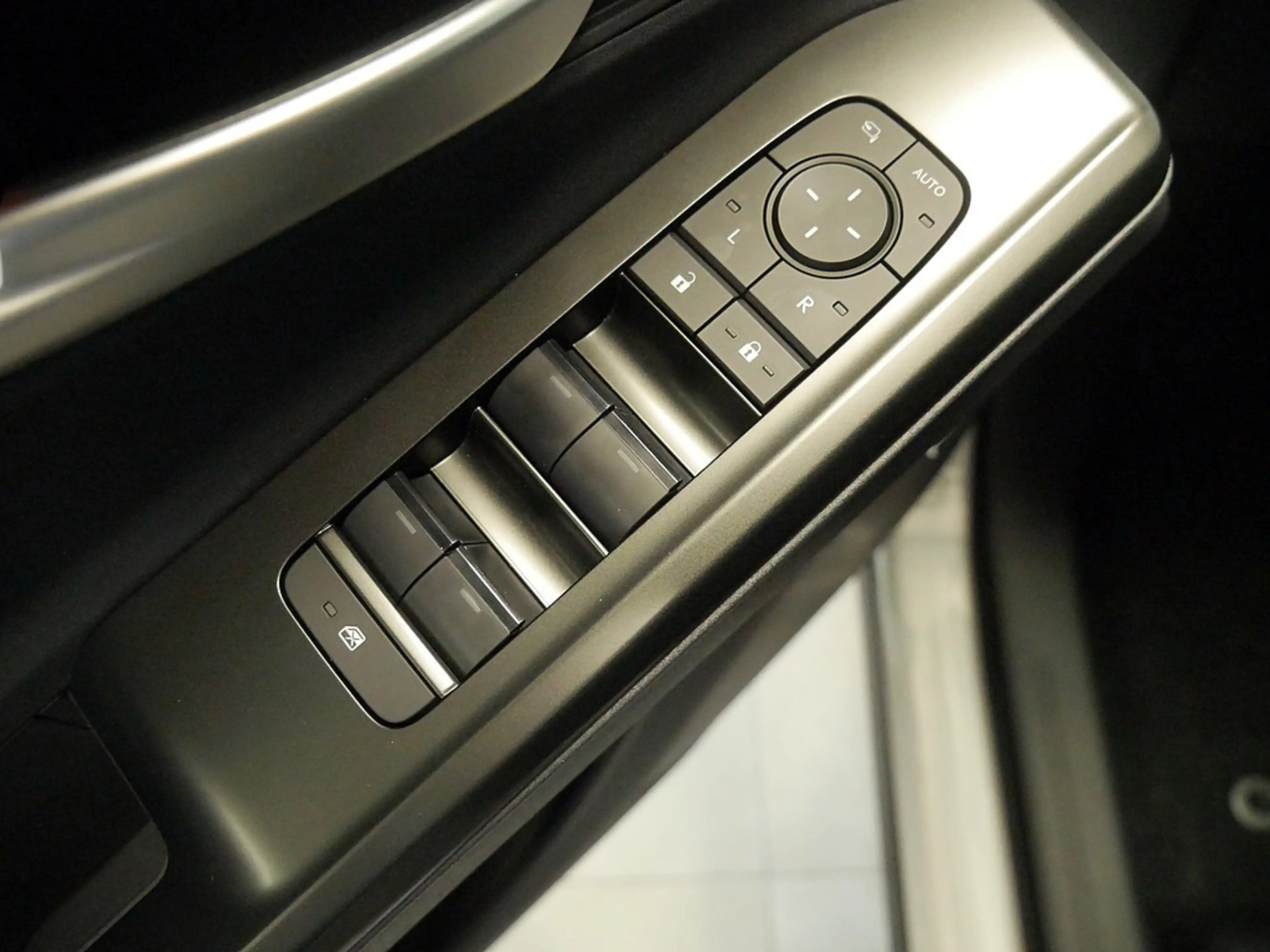 Subaru Uncharted Platinum Plus AWD ACC LED PANO 360° — photo 13