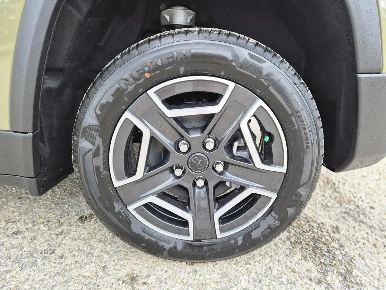 Jeep Cherokee photo Jeep Cherokee