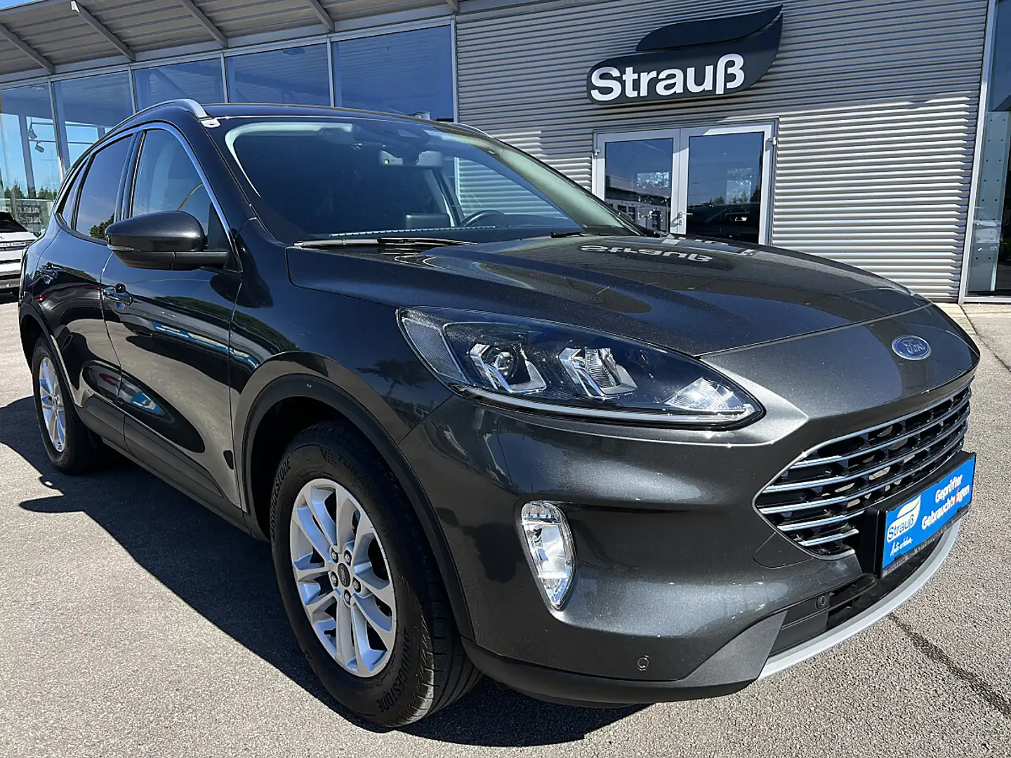 Ford Kuga 2,0 TDCi Titanium Powershift Aut. AWD Grau - 1