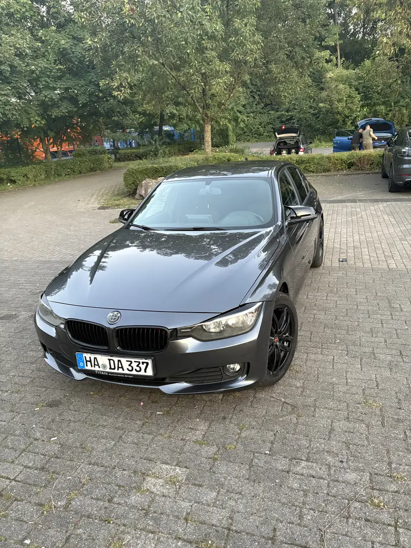 BMW 318 Bmw f30 318d Sport - 1