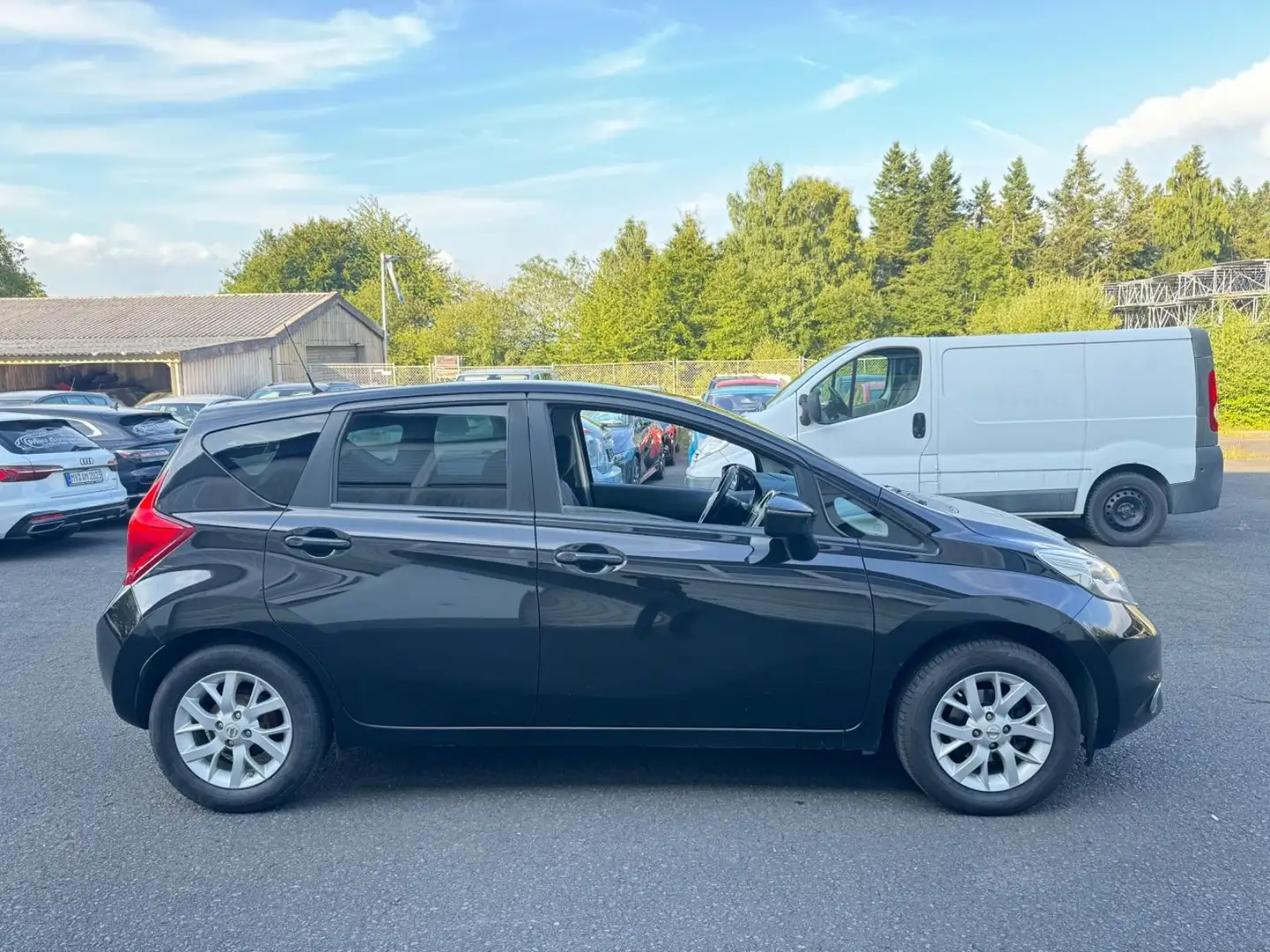 Nissan Note Acenta Schwarz - 2