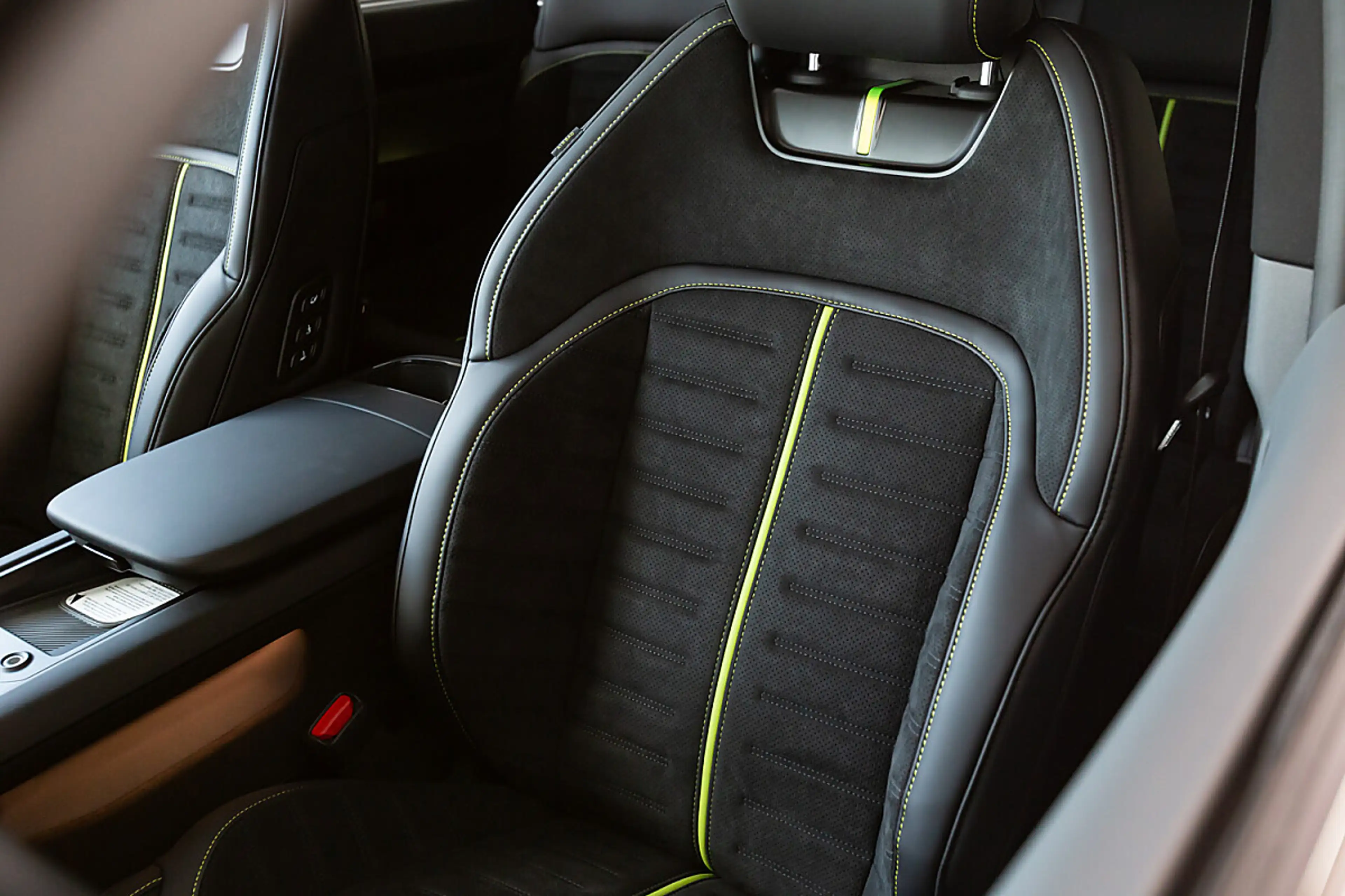 Kia EV9 AWD 99.8kWh GT Aut. — photo 14