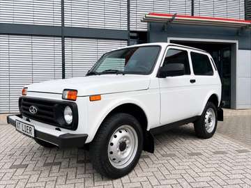 Legend 4x4 KLIMA SITZHZG AHK 1,9T