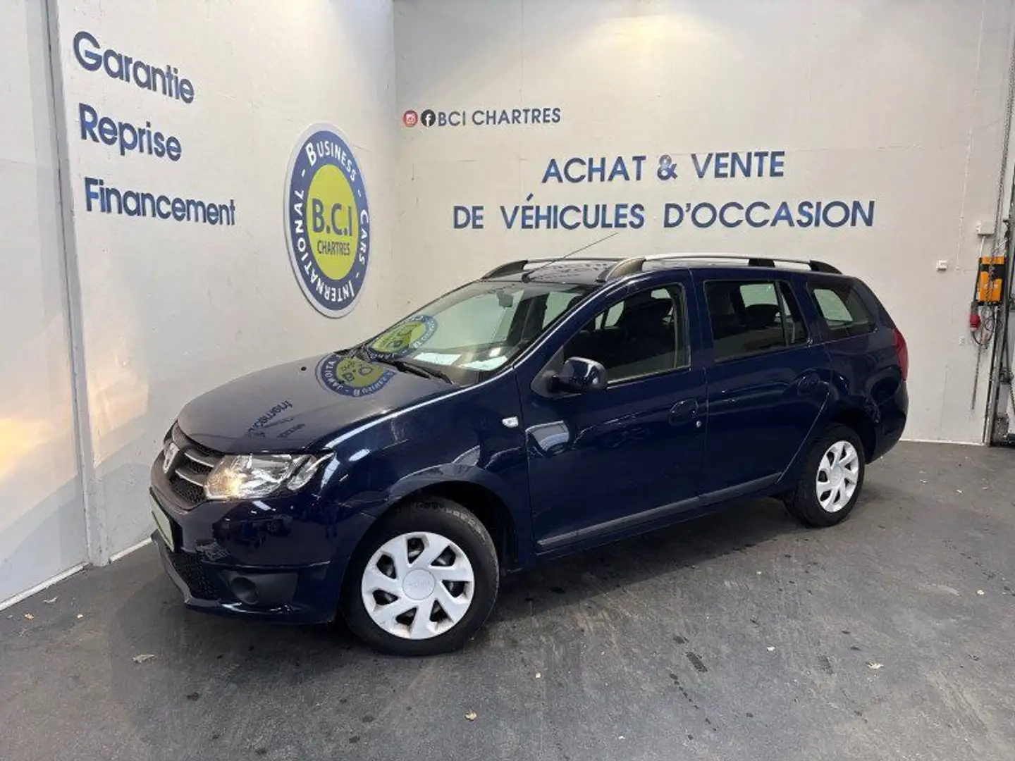 Dacia Logan 0.9 TCE 90CH ECO² LAUREATE Bleu - 1