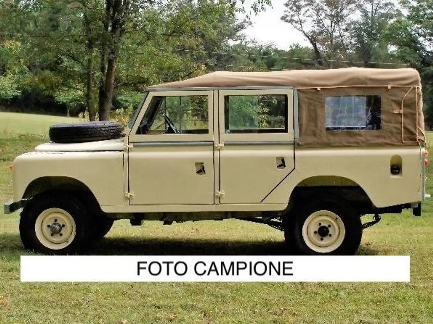 Land Rover Series 109 2A, 6 cilindri benzina Aria Cond Trasformabile Bej - 1