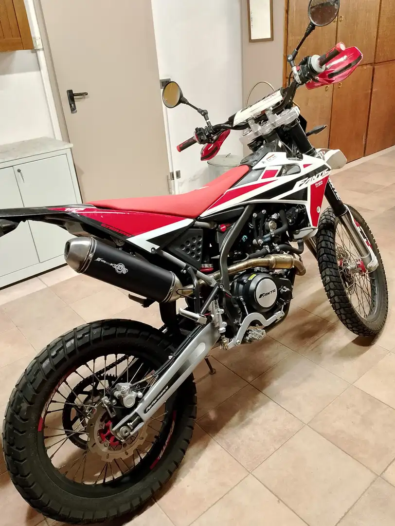 Fantic 125E Red - 2