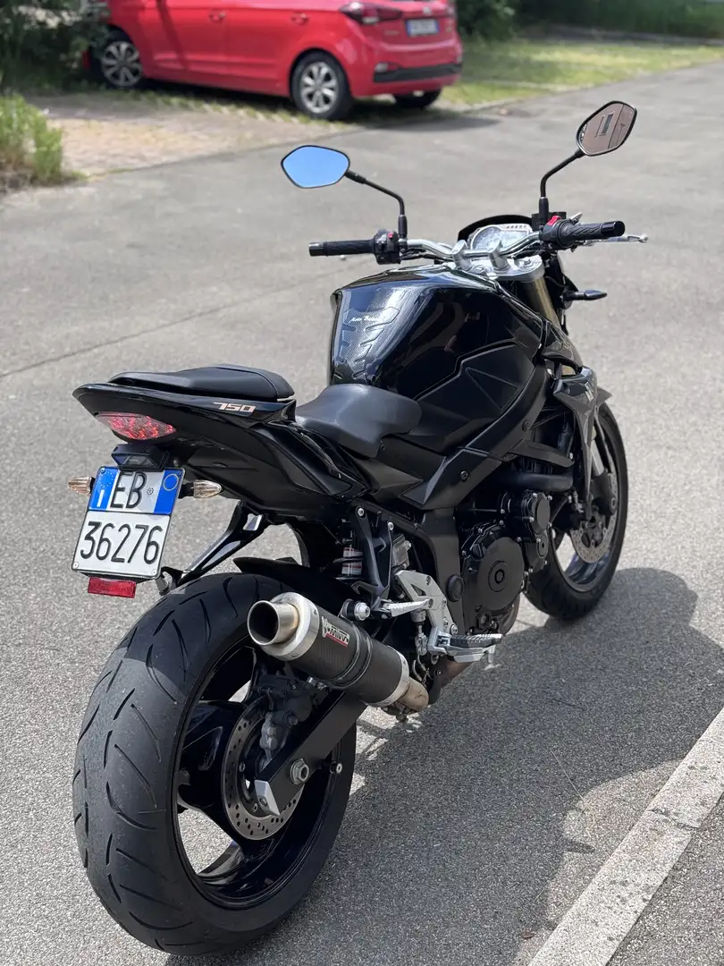 Suzuki GSR 750 black edition Negro - 2
