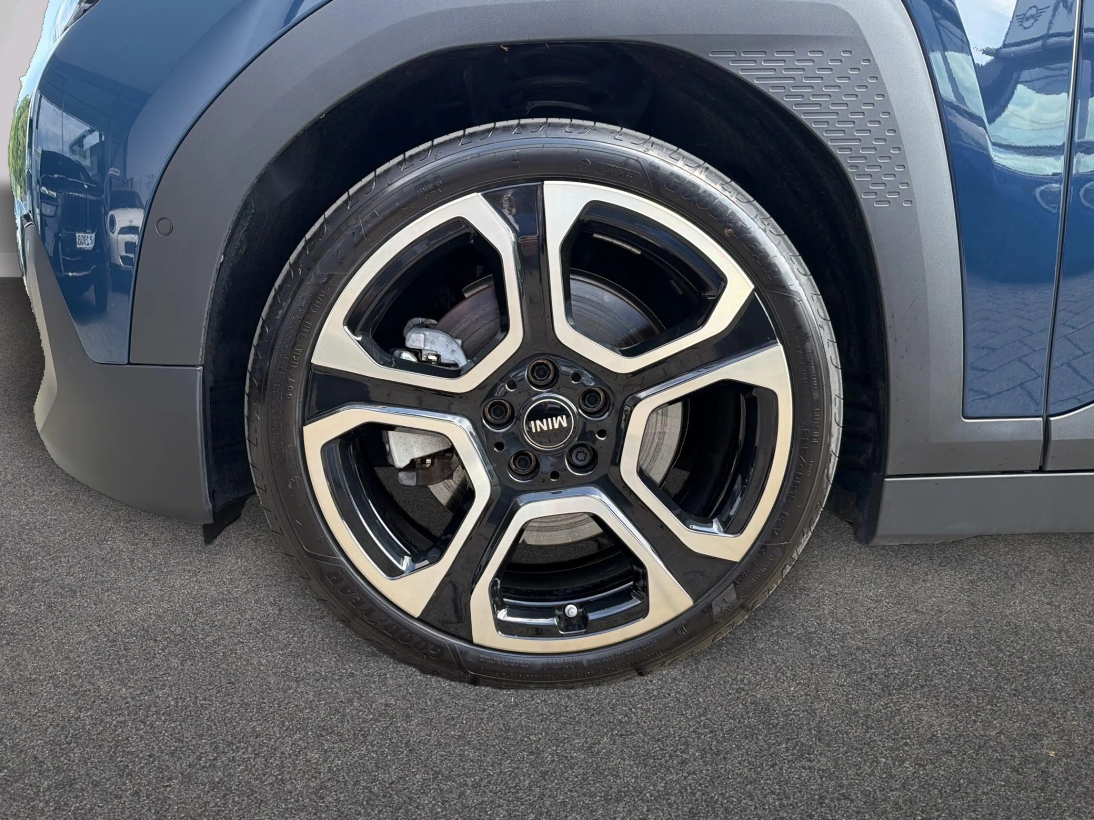 MINI Aceman Favoured Trim — photo 12
