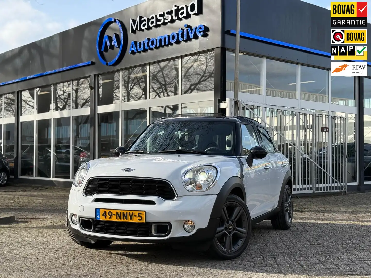 MINI Cooper S Countryman Mini 1.6 ALL4 Chili Automaat Pano Dual Color All W Weiß - 1