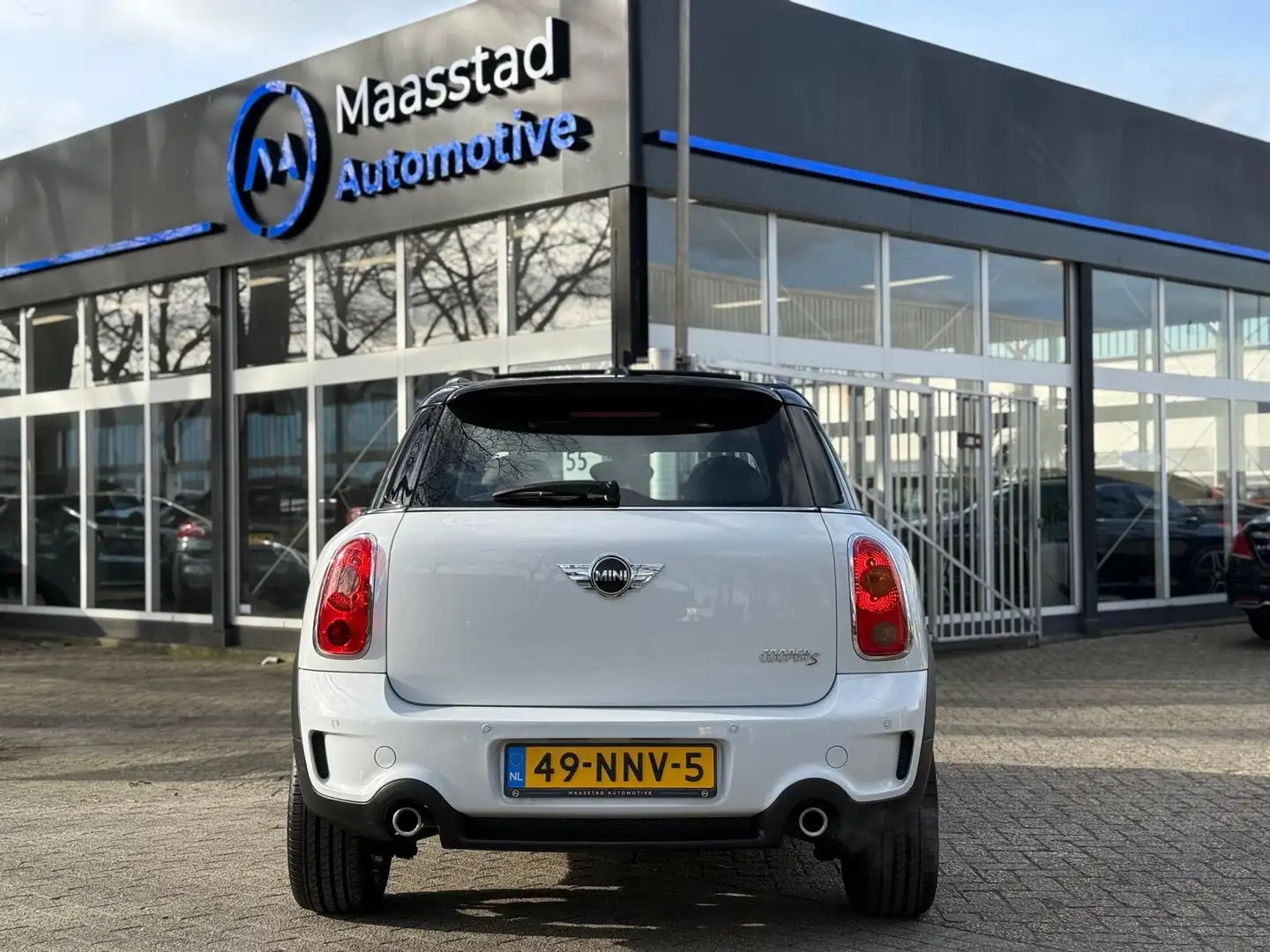 MINI Cooper S Countryman Mini 1.6 ALL4 Chili Automaat Pano Dual Color All W Weiß - 2