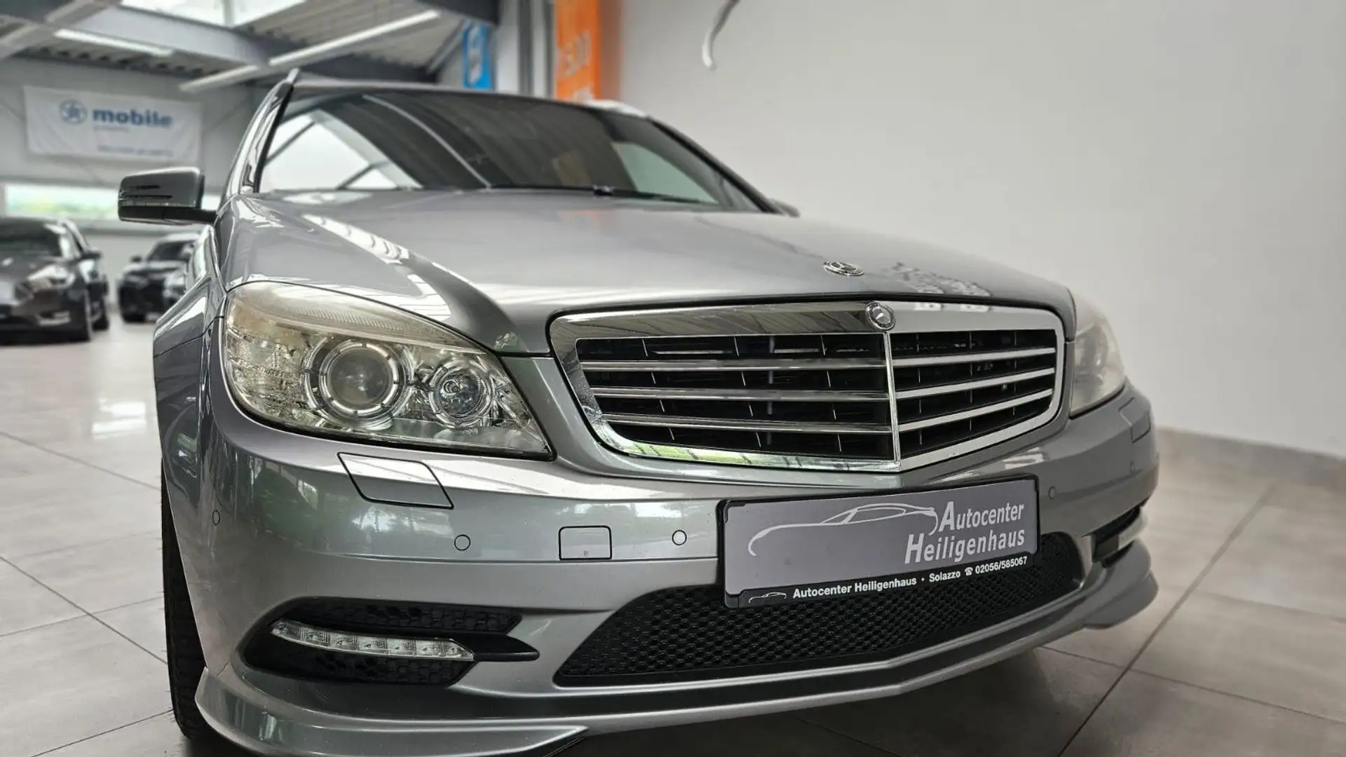 Mercedes-Benz C 200 T CGI Xenon-LED Automatik Steuerkette NEU Stříbrná - 1