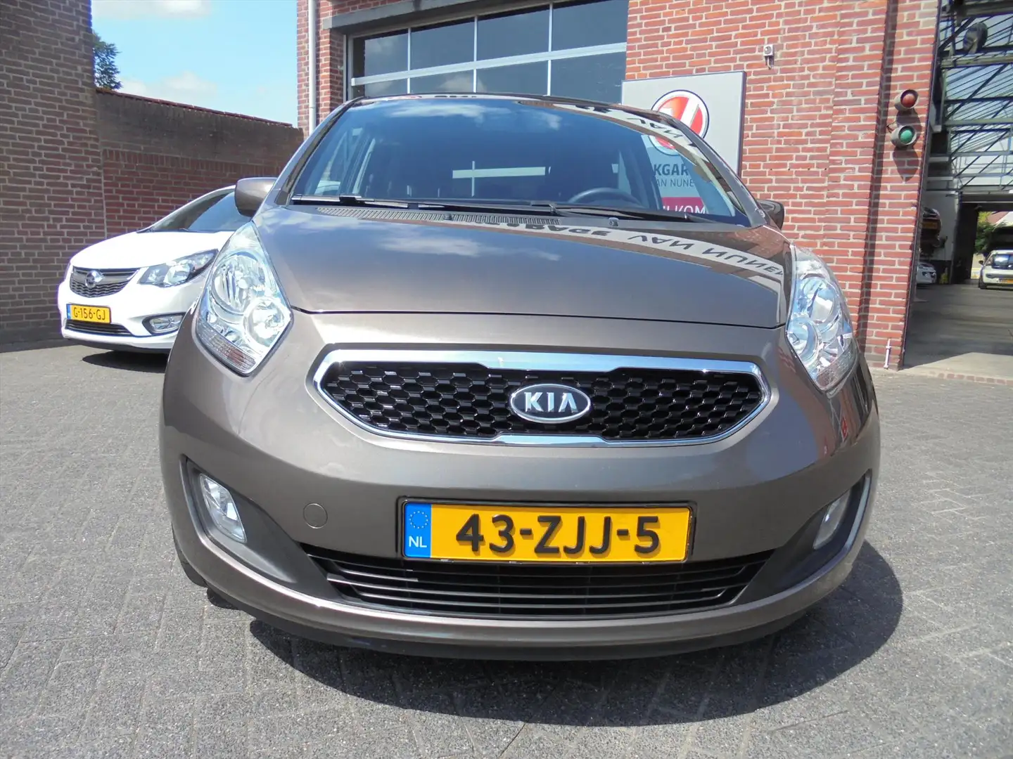Kia Venga 1.4 Plus Pack||Airco||Camera||Cruise||Trekhaak||Ri Bruin - 2