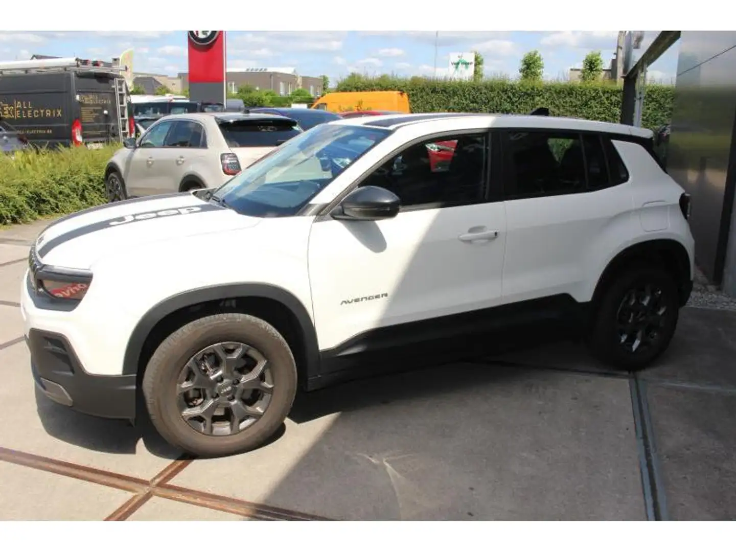 Jeep Avenger Longitude E-Hybrid Blanc - 2