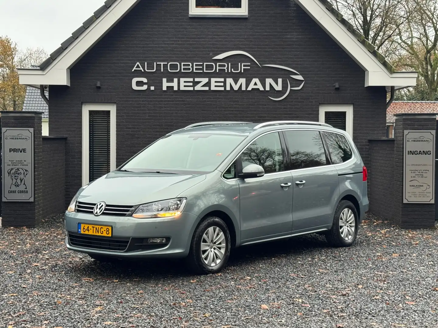 Volkswagen Sharan 1.4 TSI Comfortline 7 persoons Navigatie Cruise Co Grijs - 2