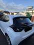Toyota Yaris 1,5 VVT-i Hybrid Active Weiß - thumbnail 2