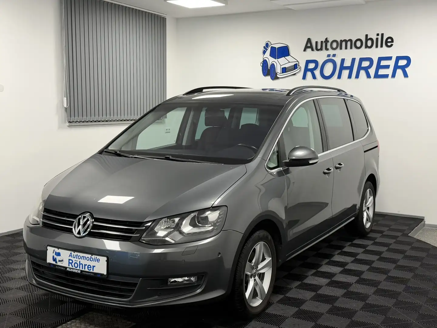 Volkswagen Sharan 1.4 TSI DSG 7-Sitze Pano Navi Standheiz. Gris - 1