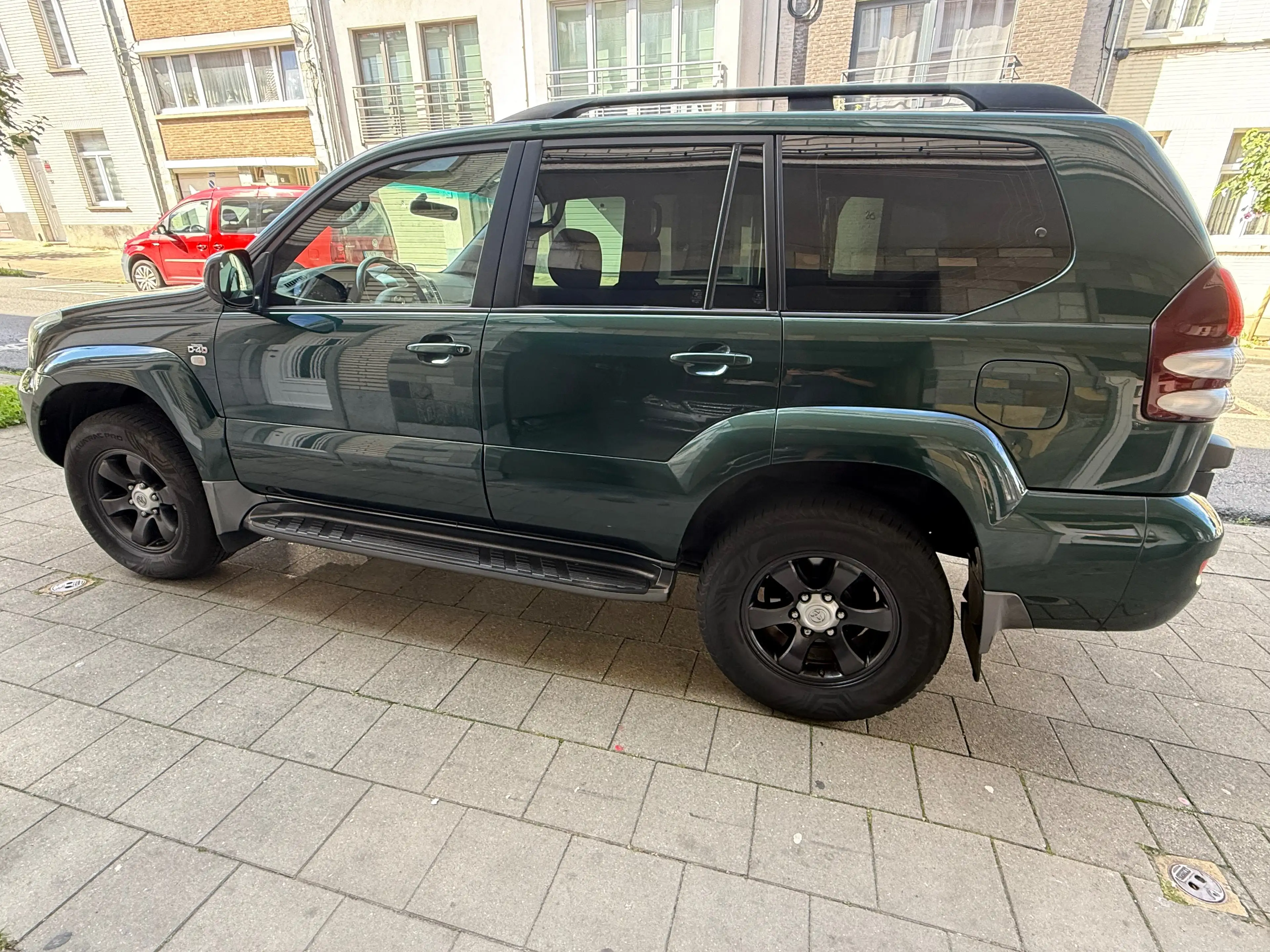 Toyota Land Cruiser 3.0 Turbo D-4D 227000KM ÉTAT IMPECCABLE CARNET COMPLET AUTOMATIQUE 5PLACE GARANTIE CT✅ — photo 10