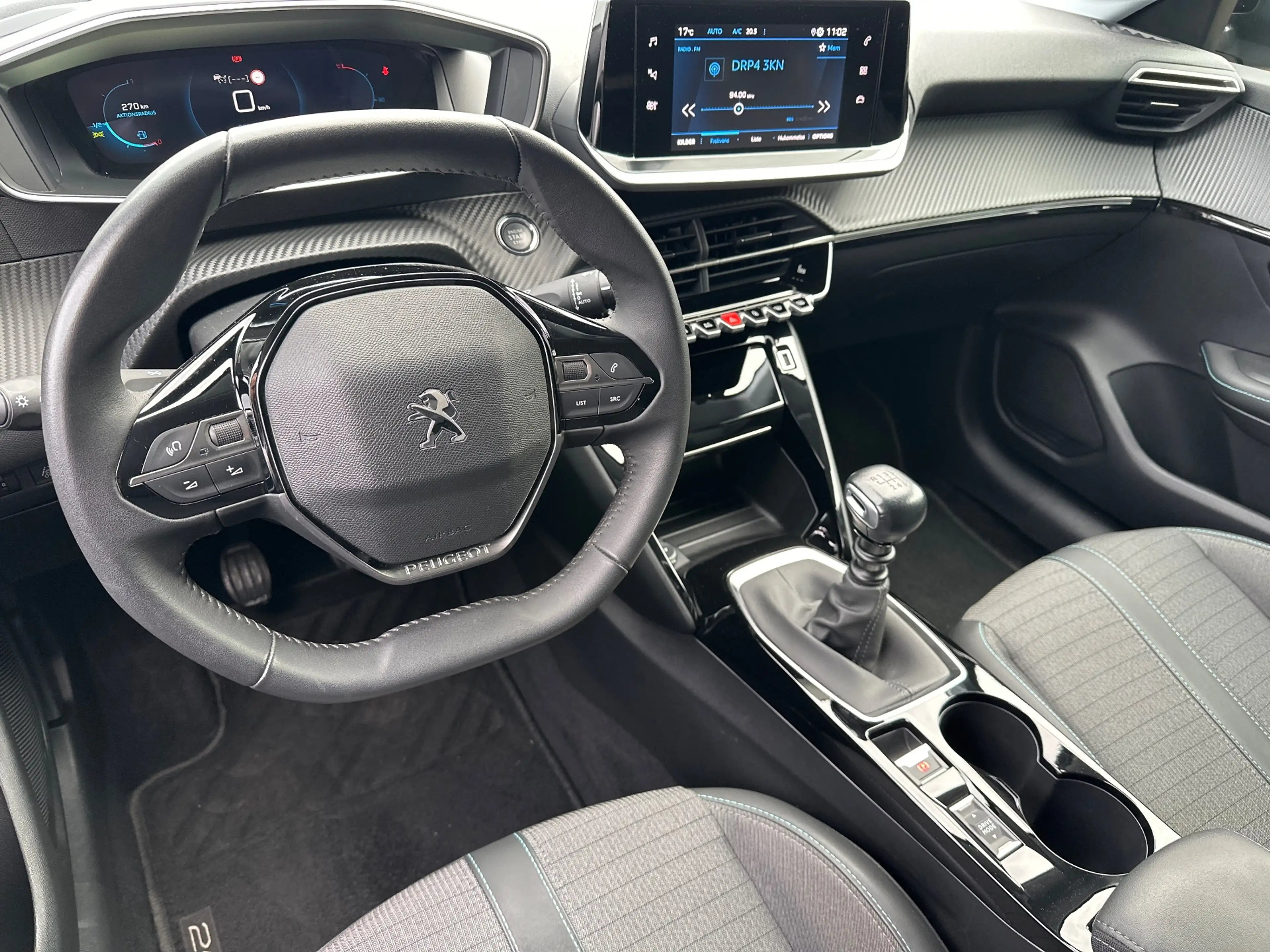 Peugeot 208 1.2 Allure PureTech LED+KAM+ACC+SHZ+KEYLESS+PDC — photo 9