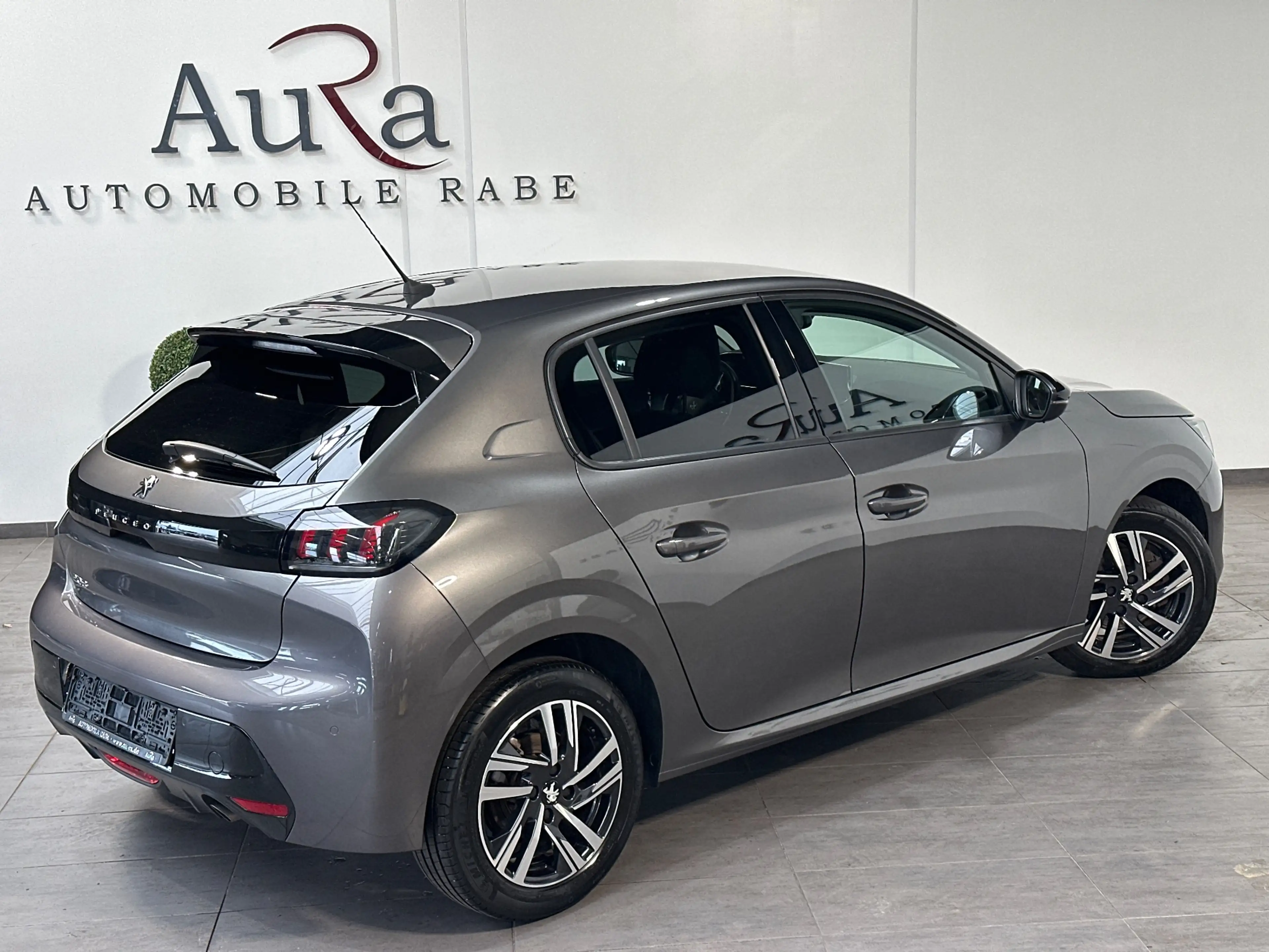 Peugeot 208 1.2 Allure PureTech LED+KAM+ACC+SHZ+KEYLESS+PDC — photo 5