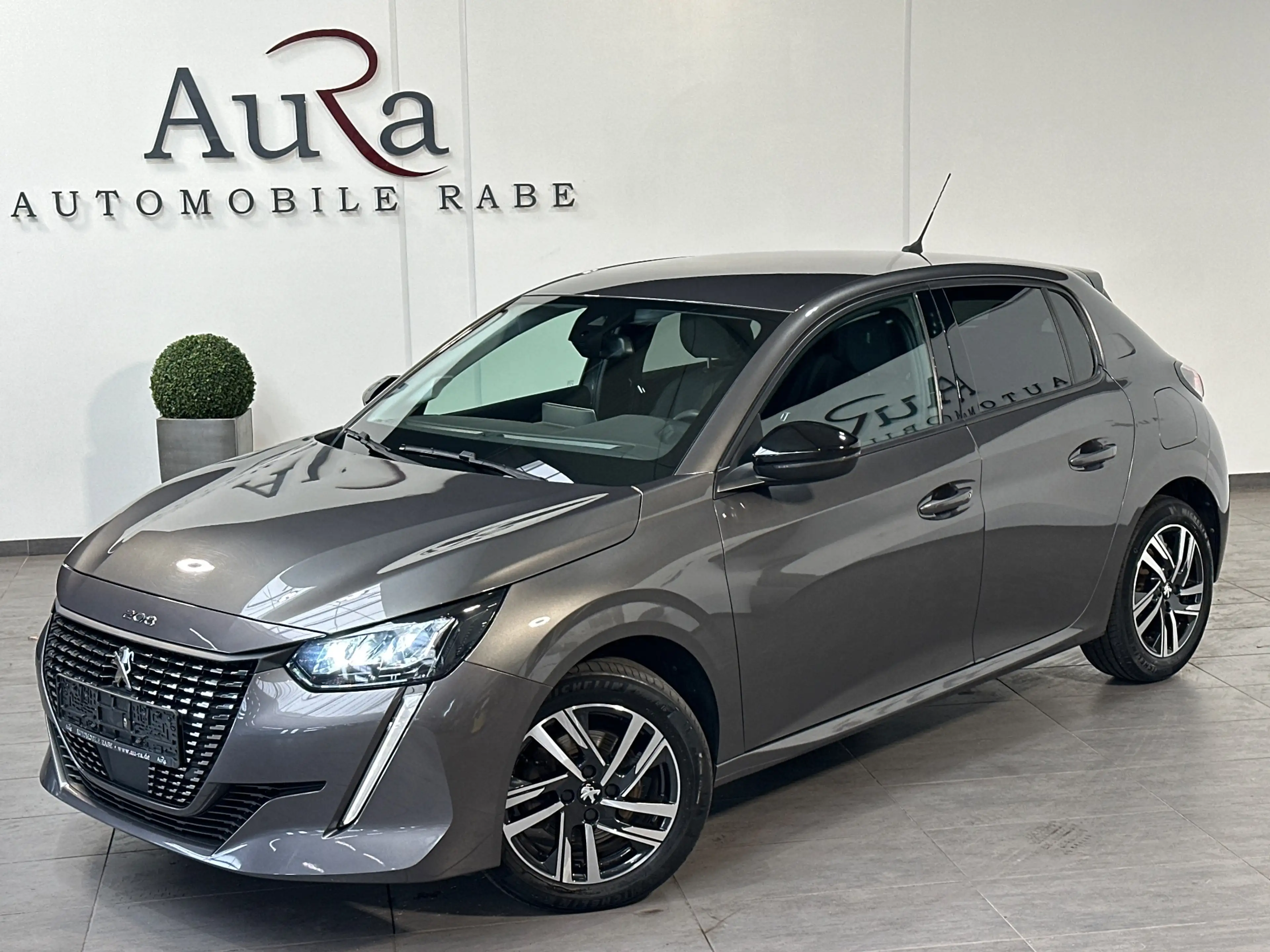 Peugeot 208 1.2 Allure PureTech LED+KAM+ACC+SHZ+KEYLESS+PDC — photo 2