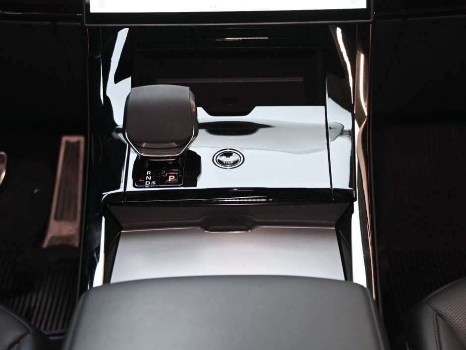 2025 Land Rover Range Rover Sport P400 DYNAMIC SE/BLACK PACK/4.80% WITH CERTIFICATIO thumb 16
