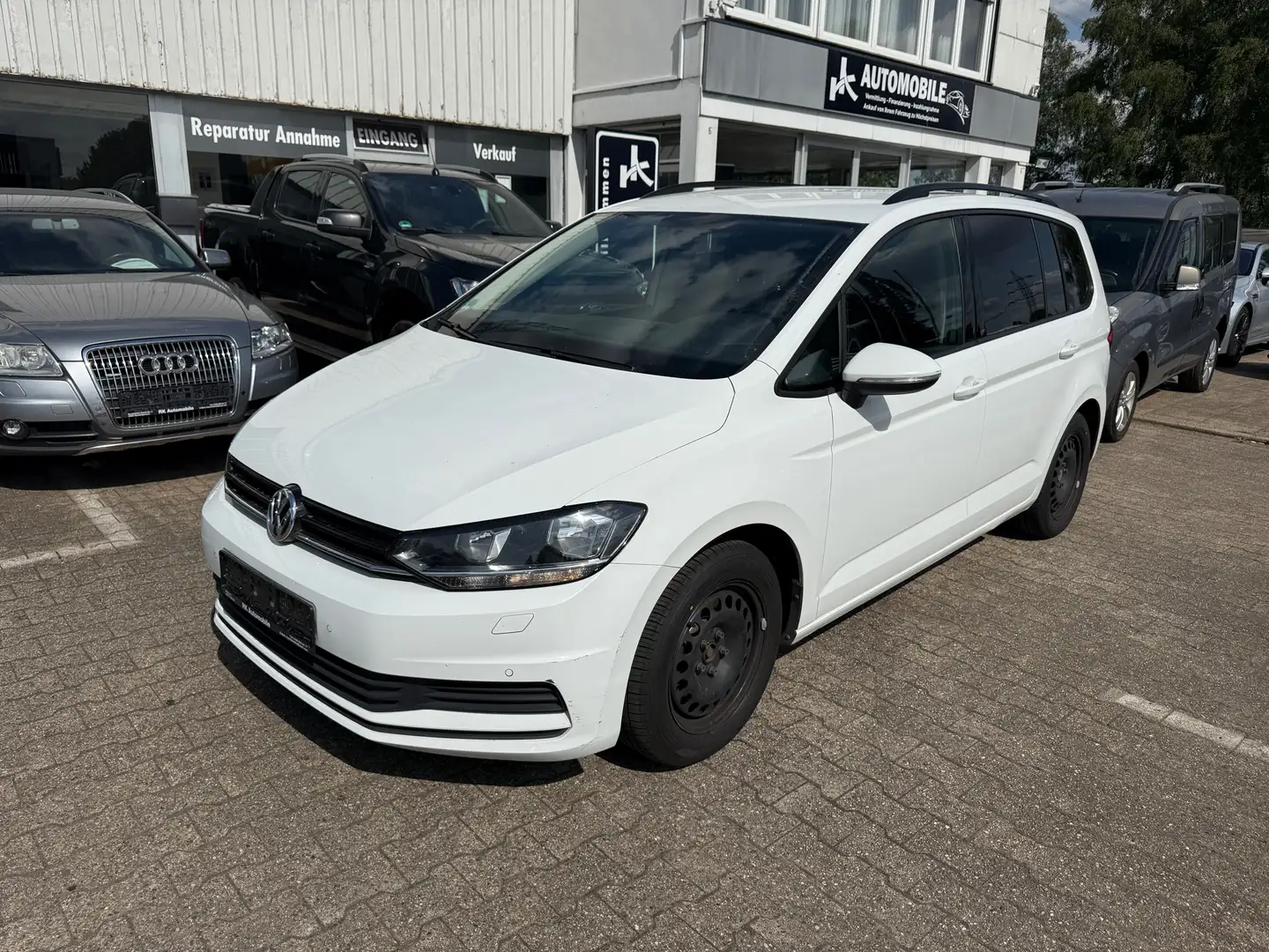Volkswagen Touran 1.4 TSI Comfortline *7.Sitzer*Klima*Navi*PDC* Weiß - 1
