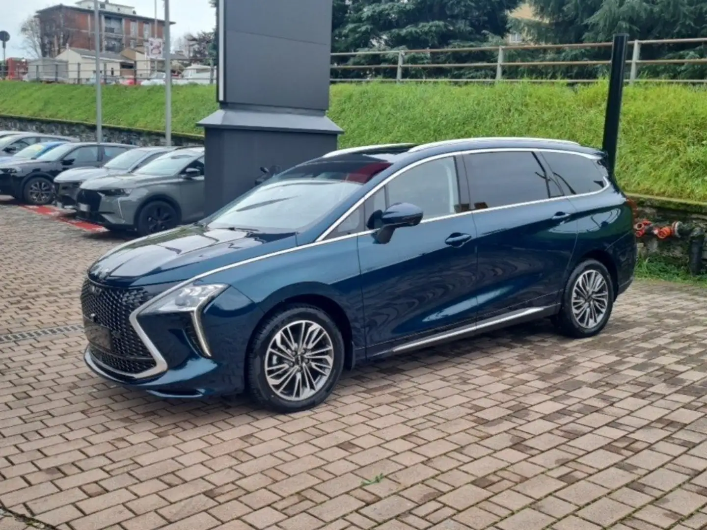 EVO Sonstige Evo Spazio 1.5 Turbo 5 posti Bi-Fuel GPL Grün - 1