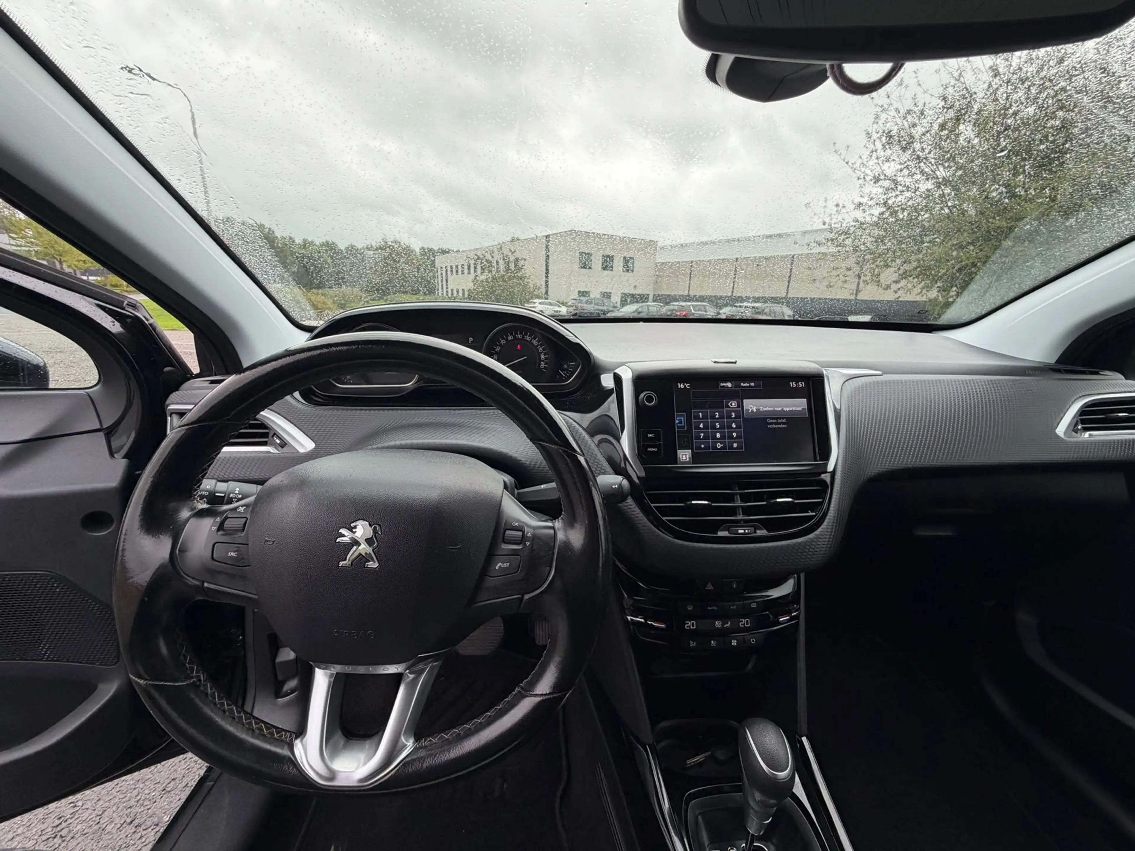 Peugeot 2008 Peugeot 2008 1.2 PureTech Allure | 2016 | Benzine — photo 11