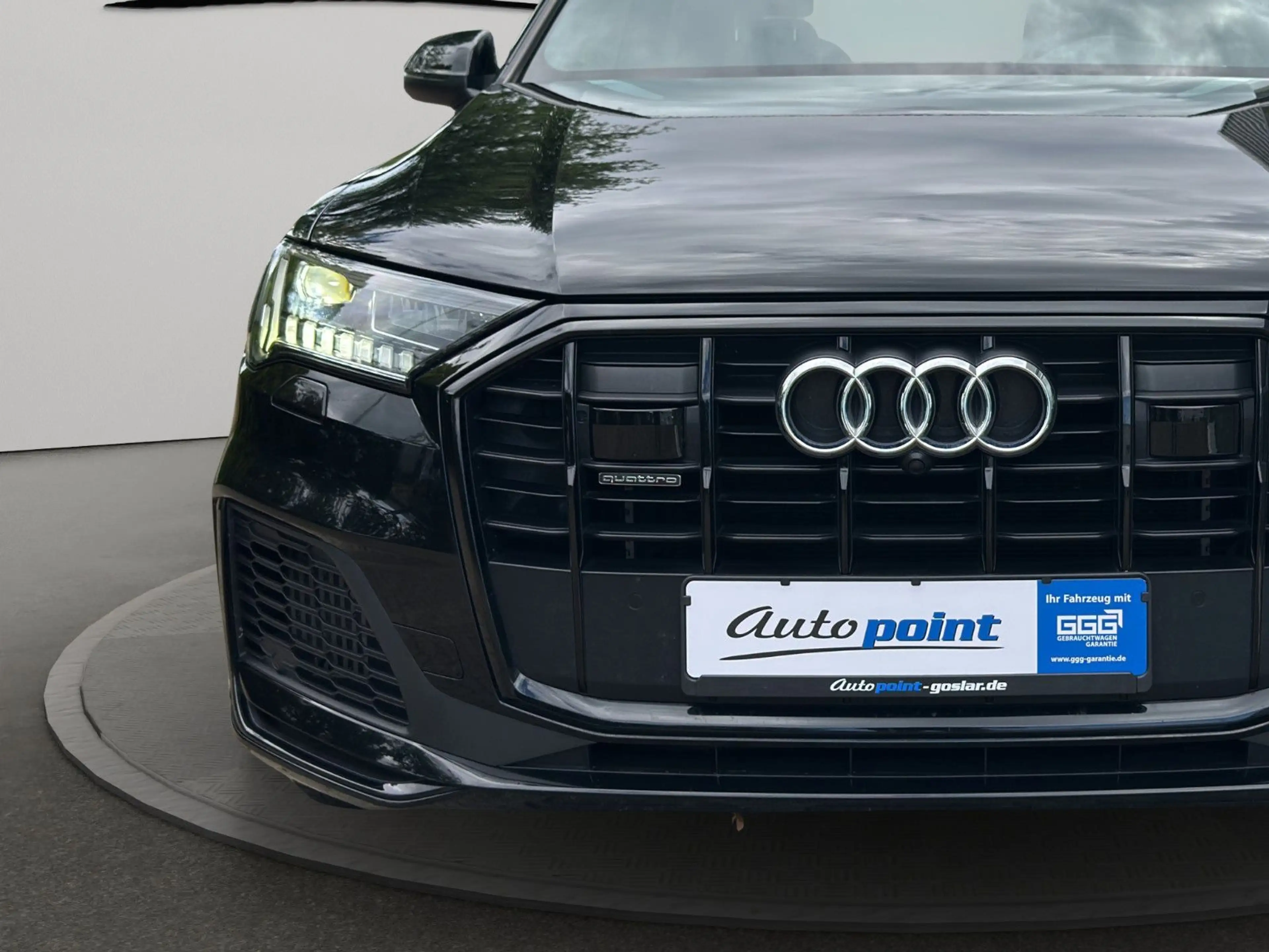 Audi Q7 60 TFSI S-LINE BLACK PANO LUFT — photo 10