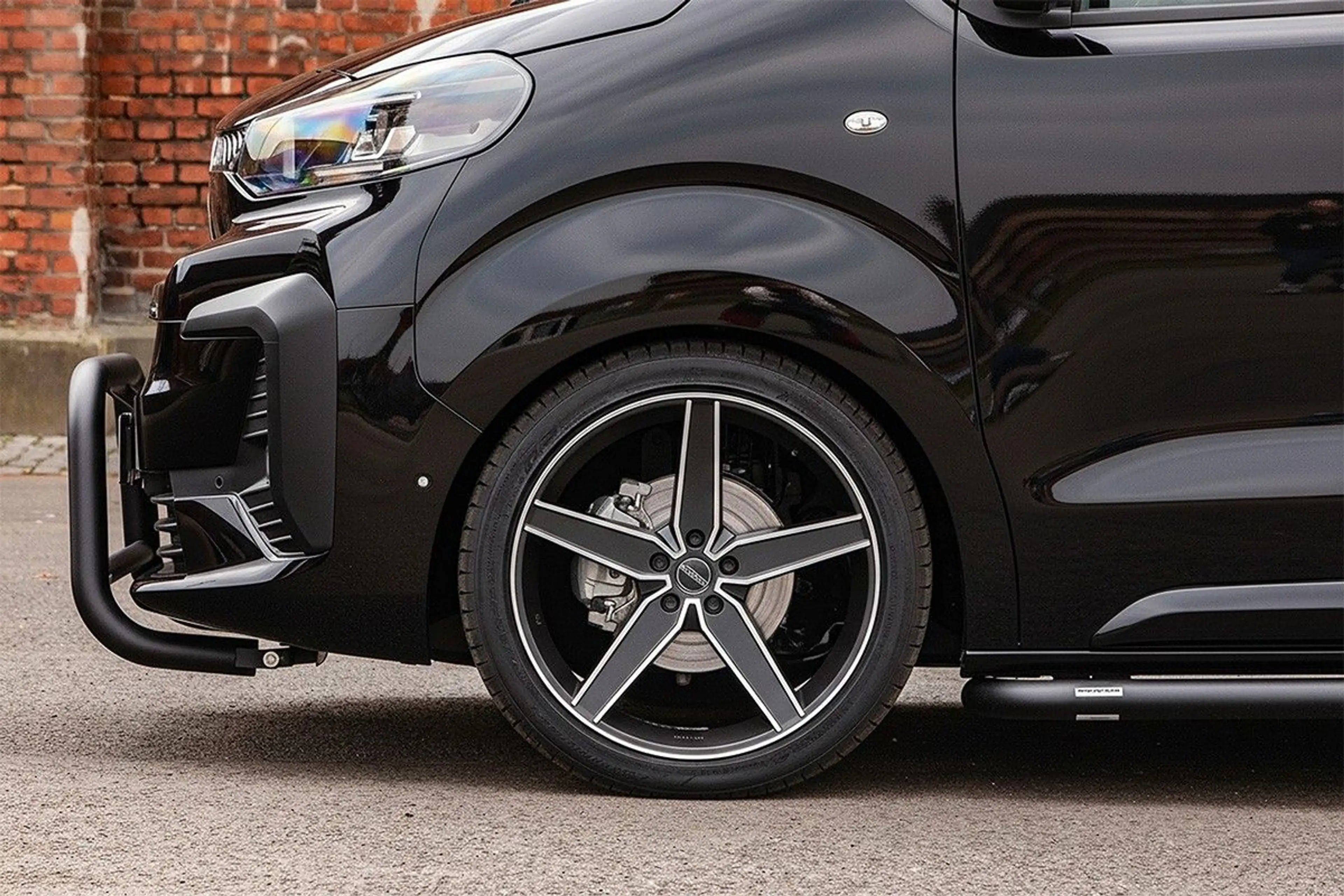 Citroen Spacetourer 2.2 HDi 180 M Max *BLACK EDITION* — photo 9