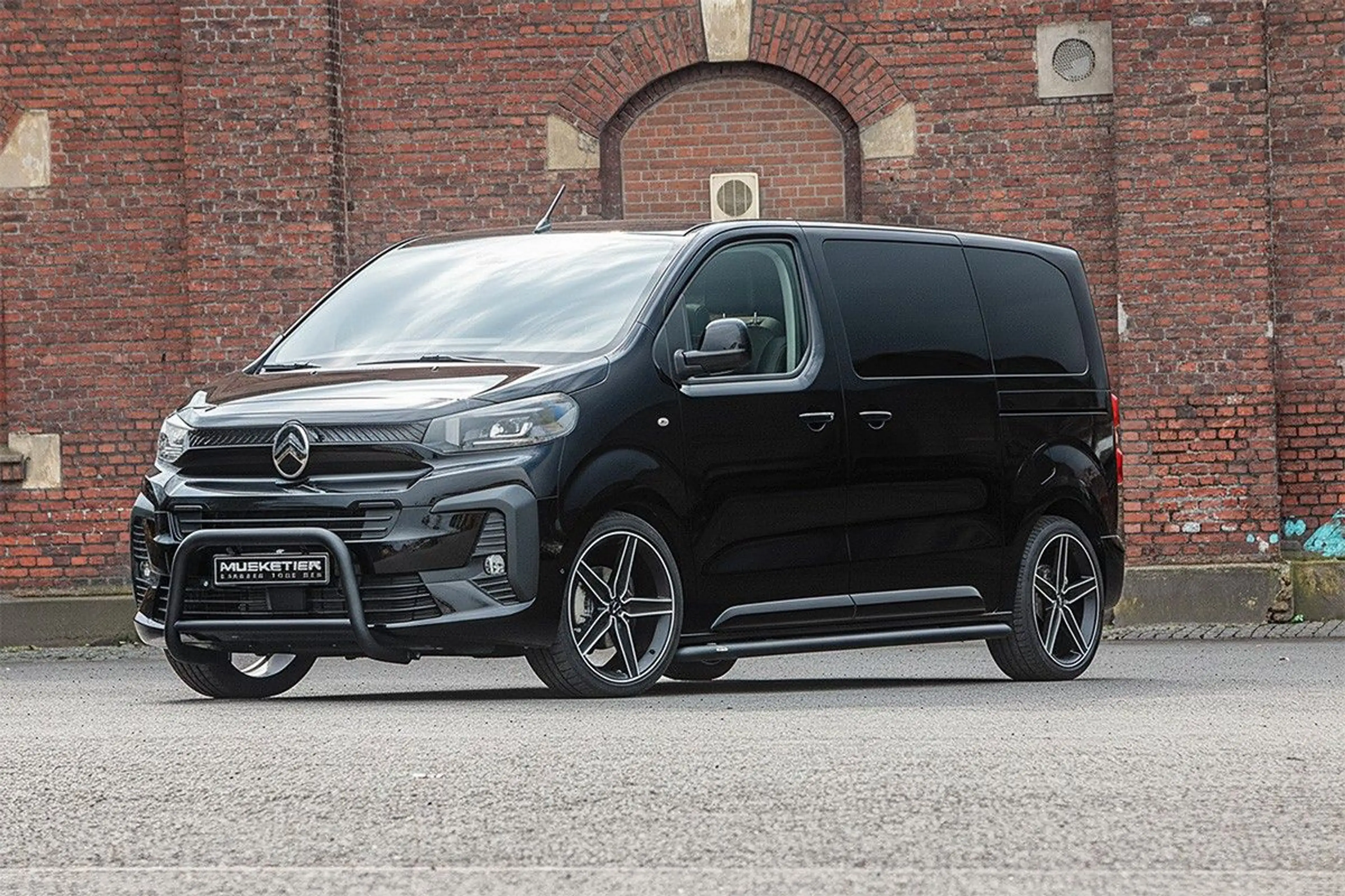 Citroen Spacetourer 2.2 HDi 180 M Max *BLACK EDITION* — photo 8