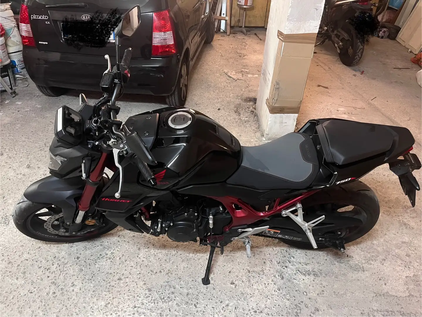 Honda Hornet 750 - 2