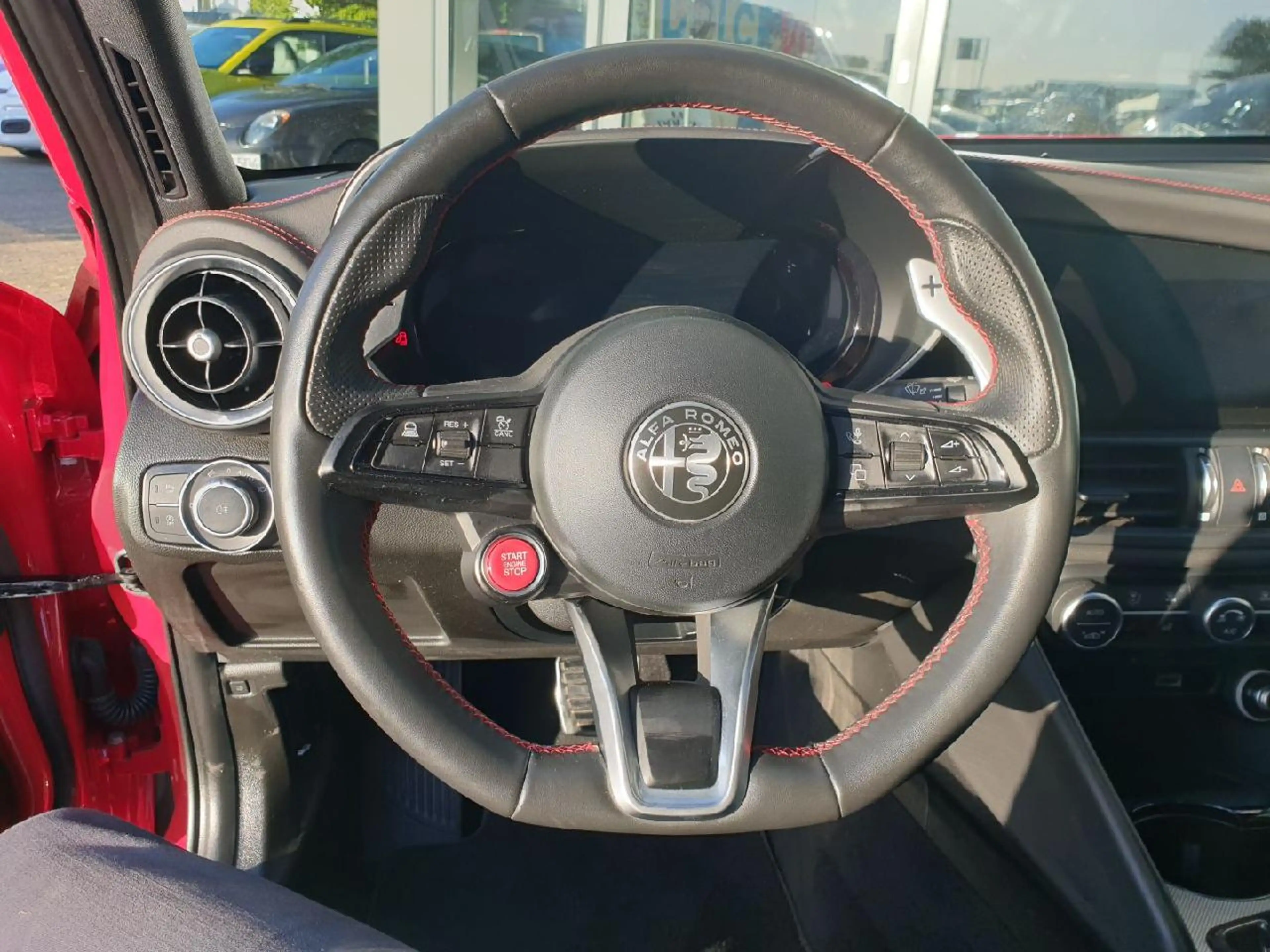 Alfa Romeo Giulia Competizione Q4 — photo 11