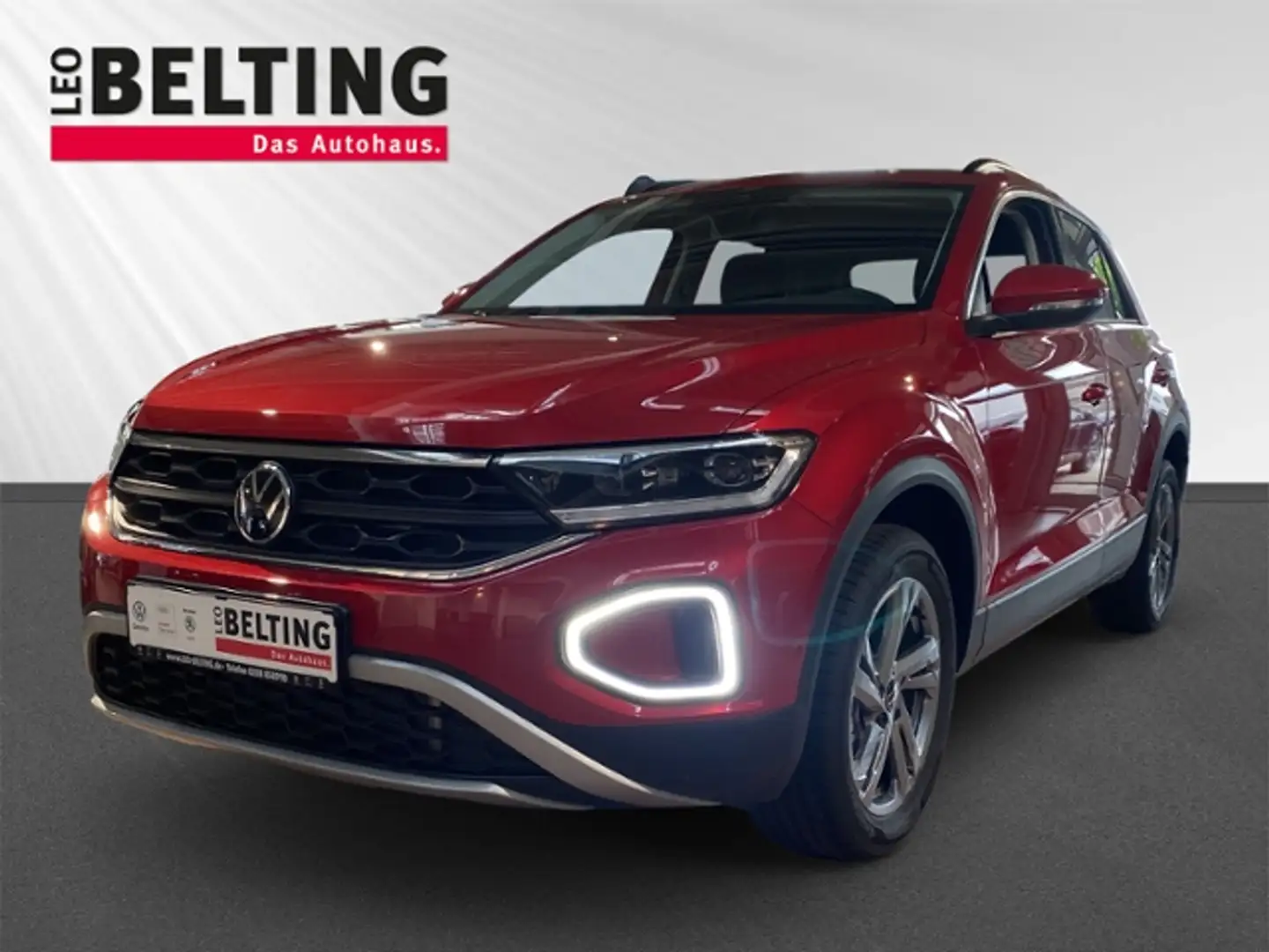Volkswagen T-Roc Life 1.5 TSI DSG AHK Kamera Navi ACC KLIMA Rot - 2
