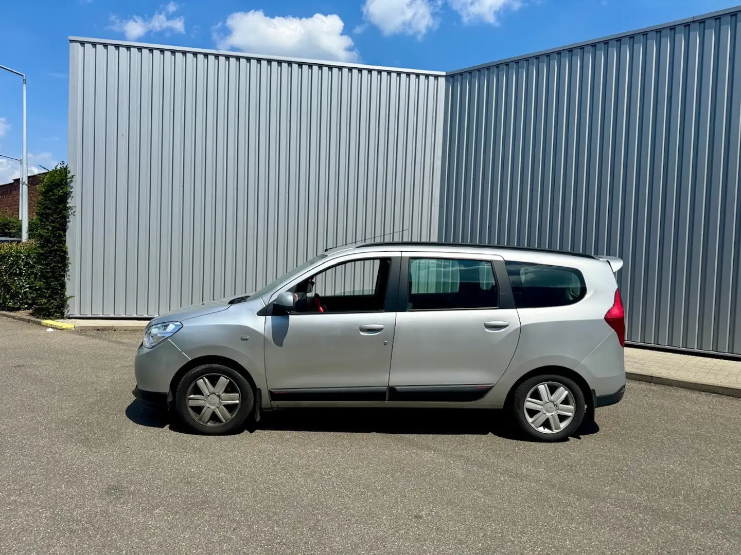 Dacia Lodgy 1.5 dCi Ambiance Grau - 2