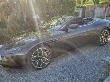 DB11 Volante 4.0 V8 auto