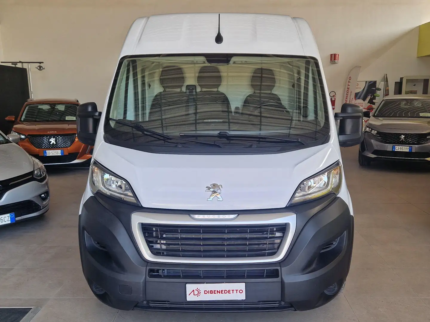 Peugeot Boxer FURGONE 33q L2H2 140CV Bianco - 1