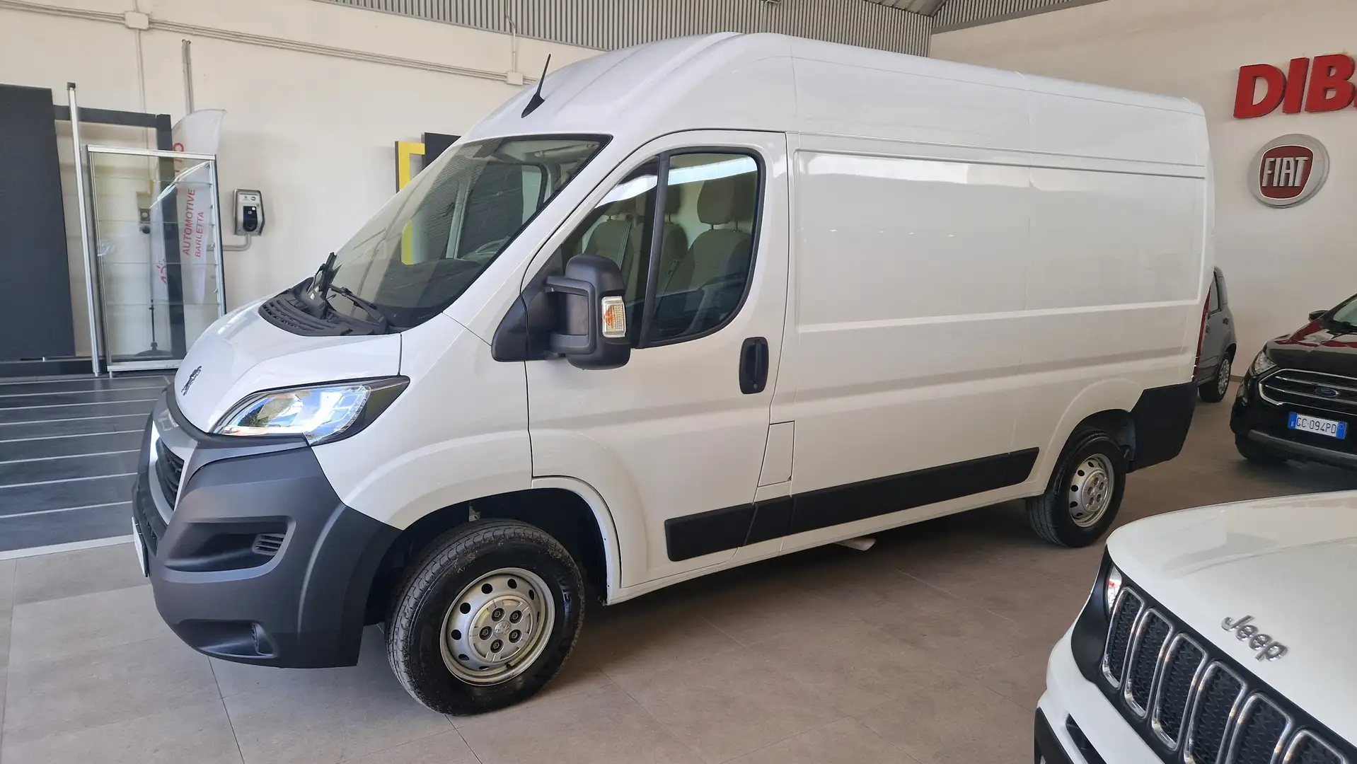 Peugeot Boxer FURGONE 33q L2H2 140CV Bianco - 2