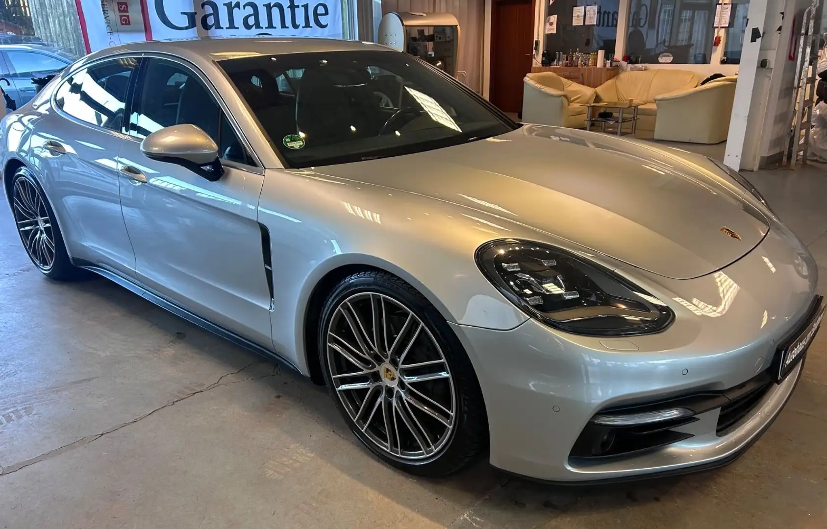 Porsche Panamera 4 S - Vollausstattung Silber - 2