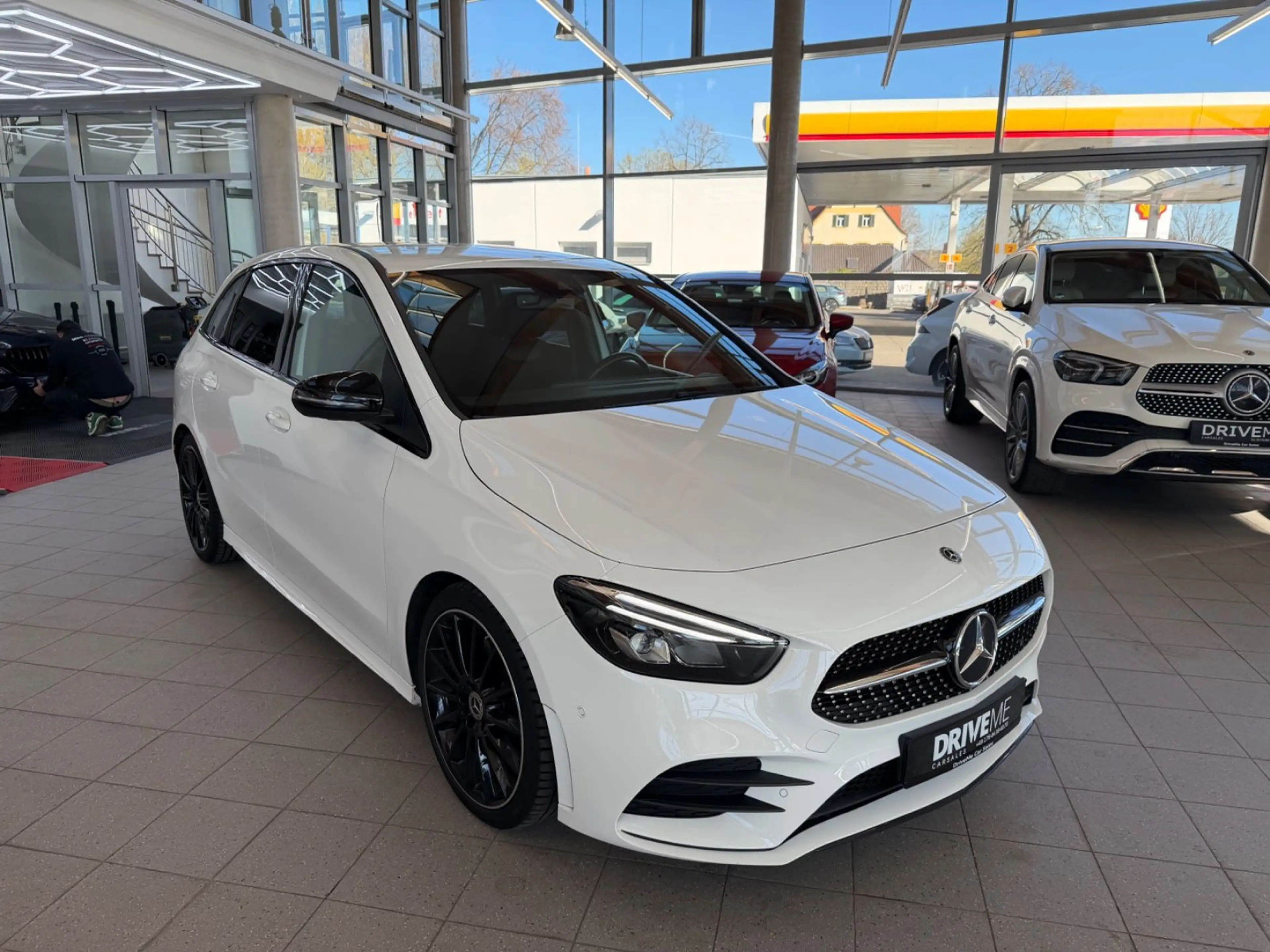 Mercedes-Benz B 220 d 4Matic AMG-Paket ACC LED Kamera — photo 4