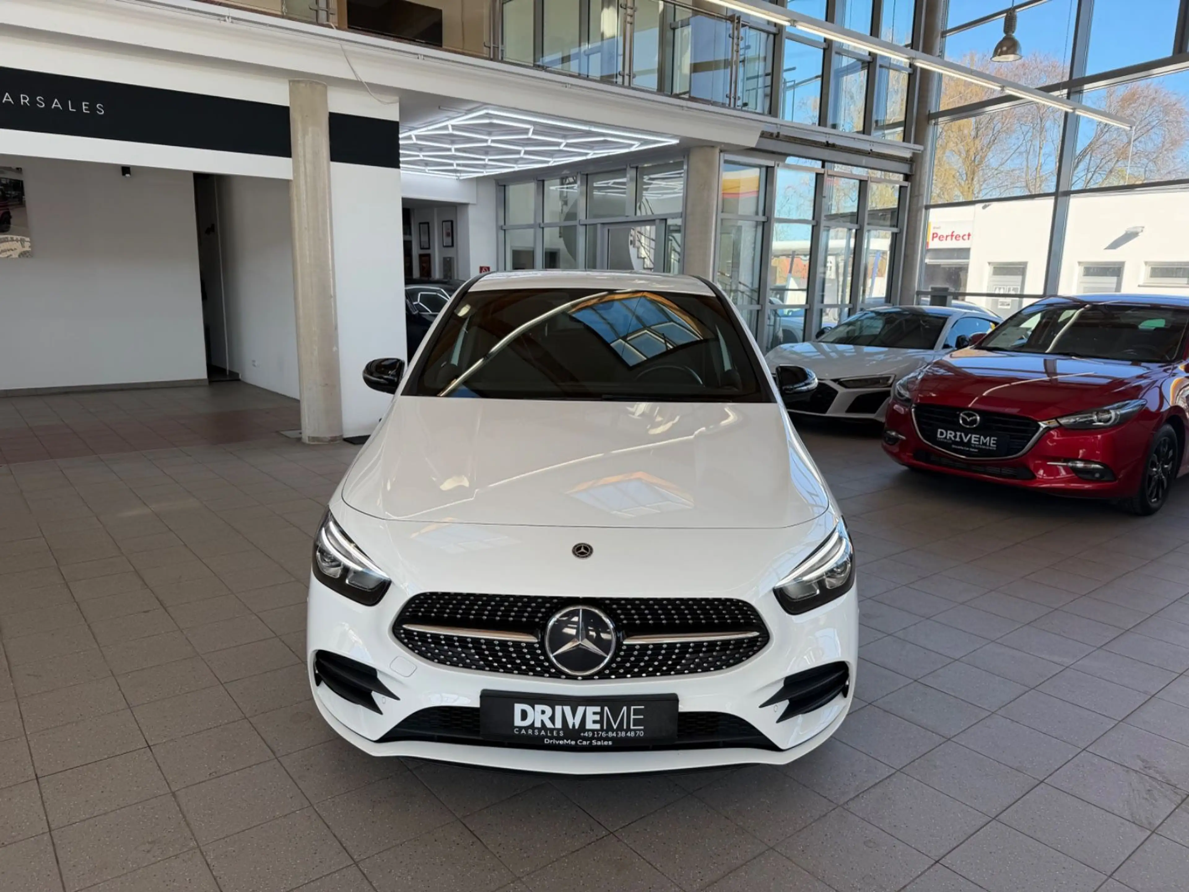 Mercedes-Benz B 220 d 4Matic AMG-Paket ACC LED Kamera — photo 3