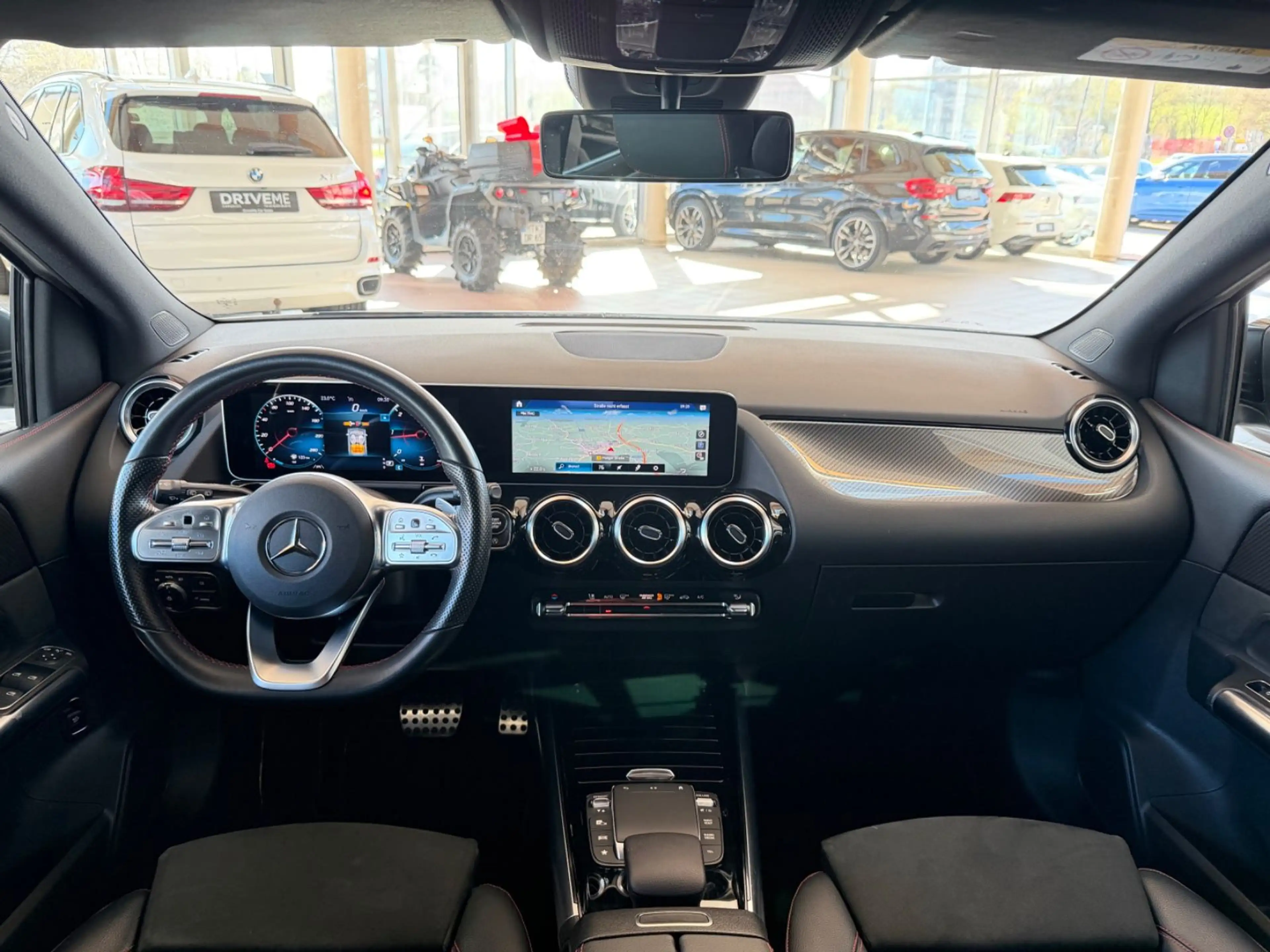 Mercedes-Benz B 220 d 4Matic AMG-Paket ACC LED Kamera — photo 12