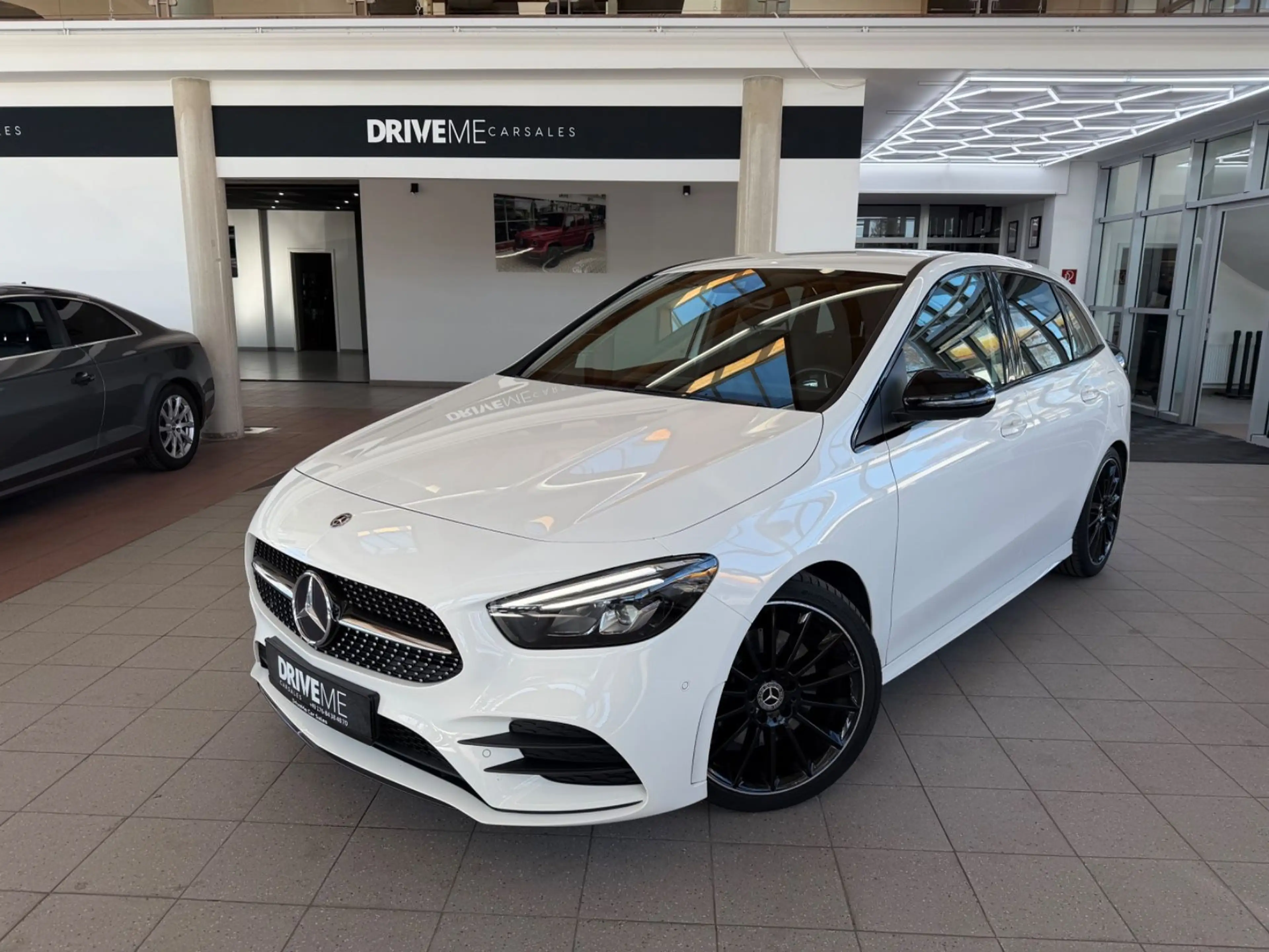 Mercedes-Benz B 220 d 4Matic AMG-Paket ACC LED Kamera