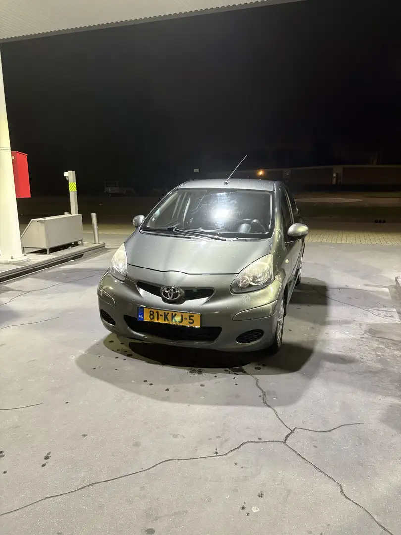Toyota Aygo 1.0-12V Aspir. Green Groen - 1