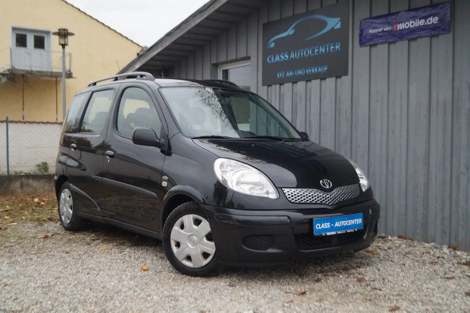 Toyota Yaris Verso 1.4 D-4D Sol Noir - 1