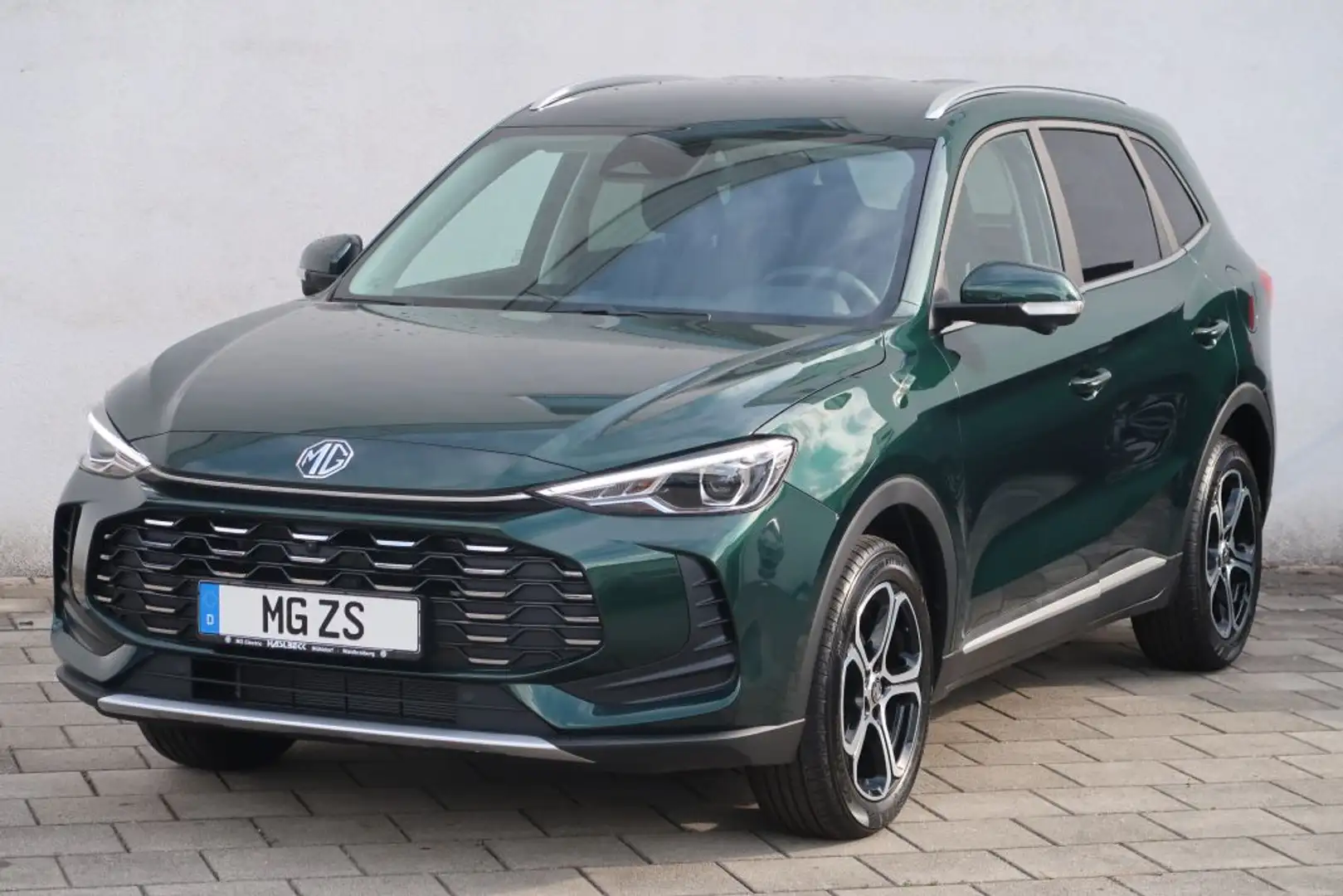 MG ZS ZS ICE 1.5 Comfort Grün - 1