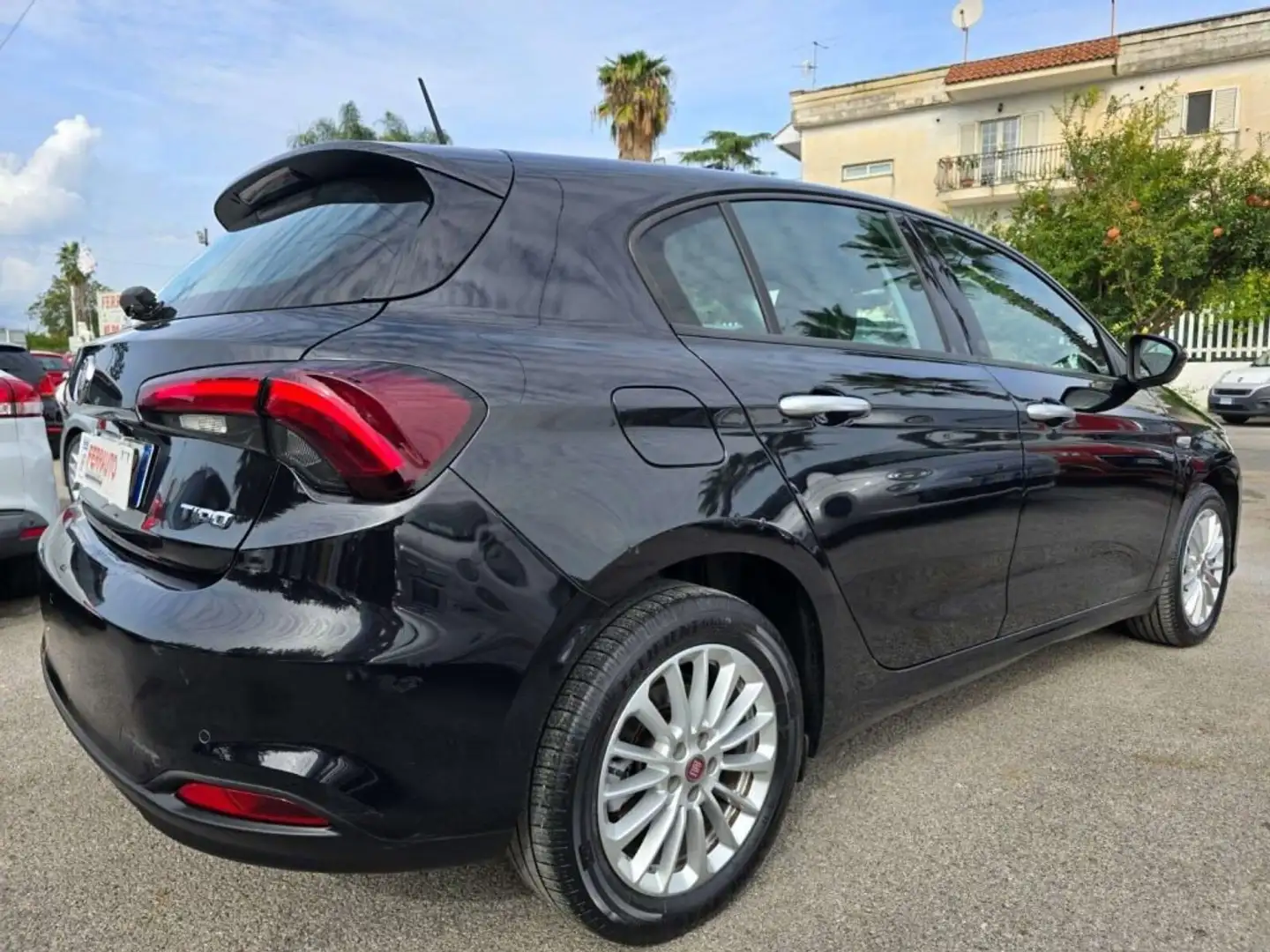 Fiat Tipo 1.6MJET 130CV 5 PORTE FULL OPTIONAL Negro - 2